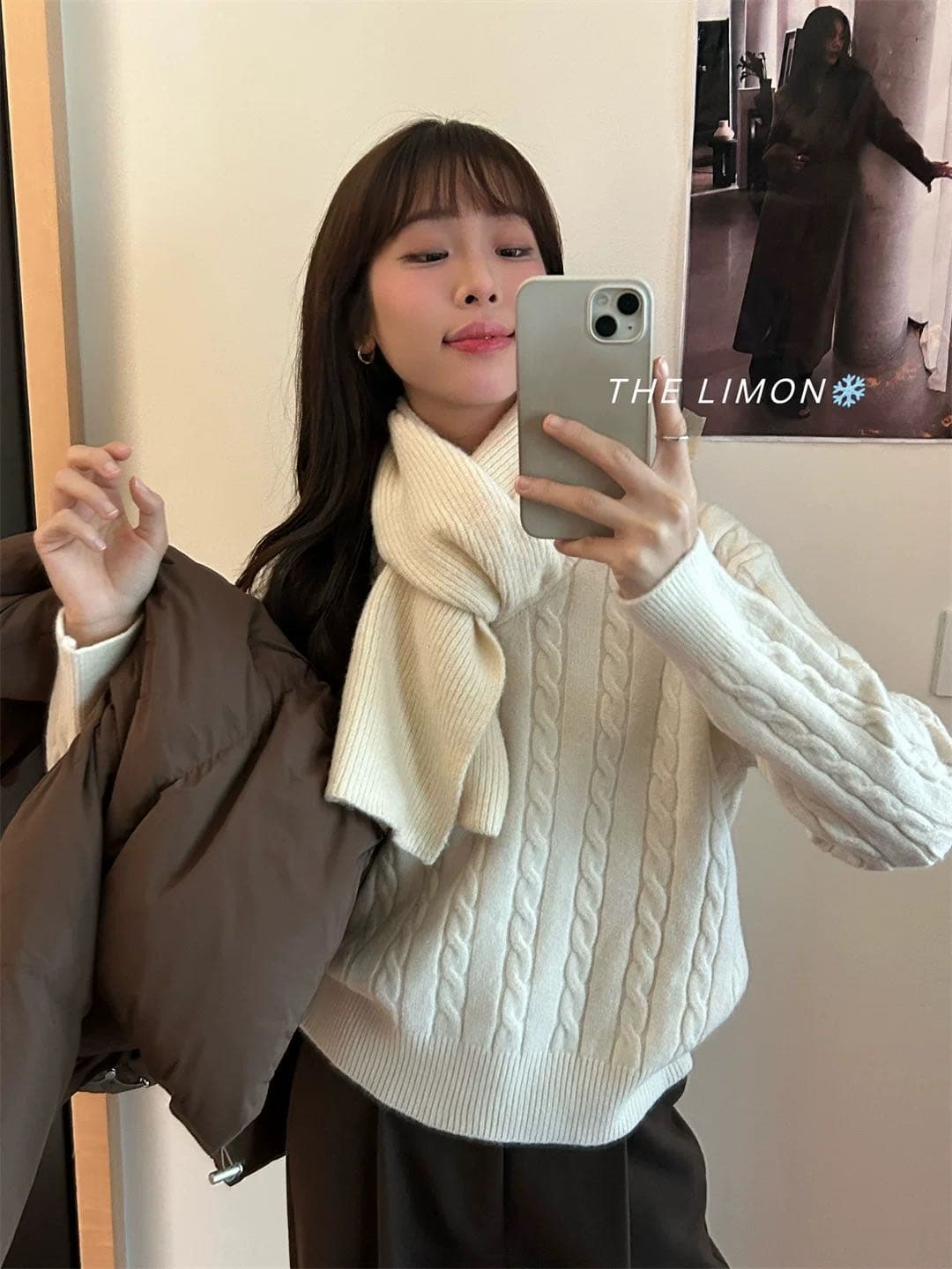 레트로 V넥 꽈배기 스웨터 여자 가을 겨울 기타 색상 루즈핏 쇼트 스타일 풀오버 니트 스웨터 느긋한 슬림해 보이는 만나는 맨위 상세 이미지 7
