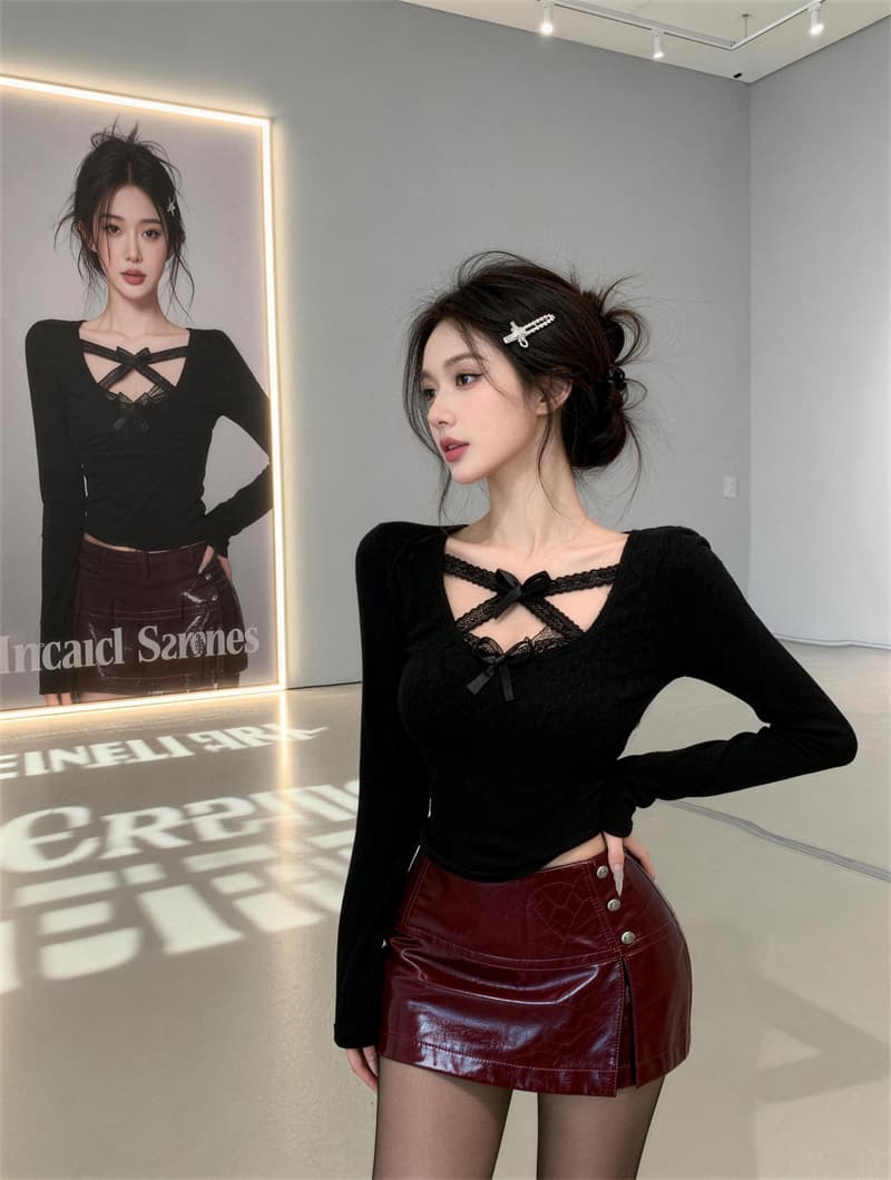 있음 보호 봄 새로운 순수한 욕망 바람 레이스 조각 십자가 칼라 긴팔 티셔츠 여성 고급 센스 달콤한 매운맛 기본 셔츠 상세 이미지 4