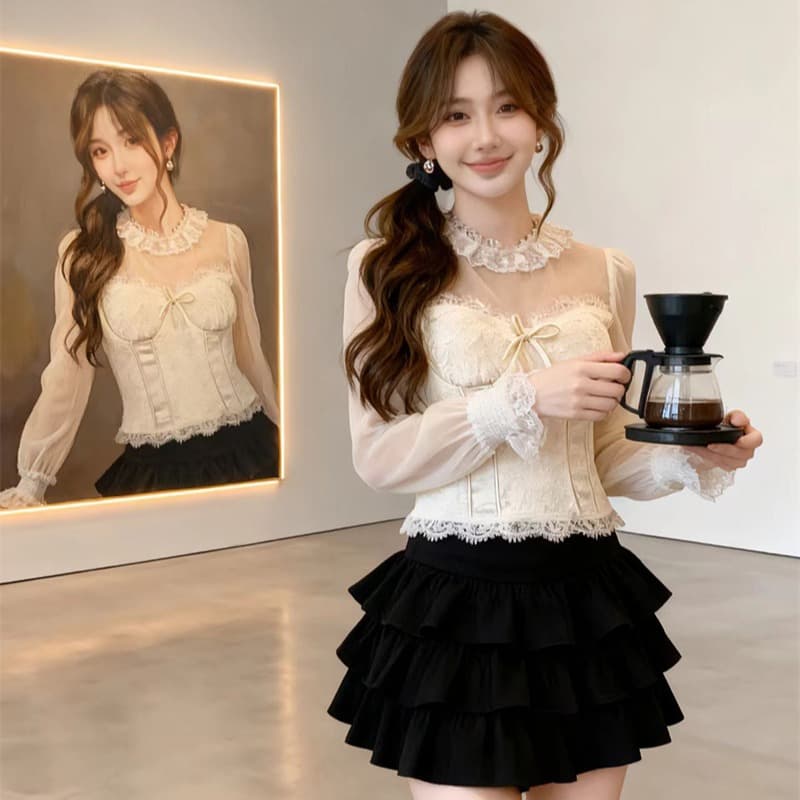 2026 봄 프랑스식 궁정 바람 레트로 망사 레이스 조각 인사이드 가져 가라. 여성 셔츠 무거운 작업 절묘한 허리 수축 셔츠