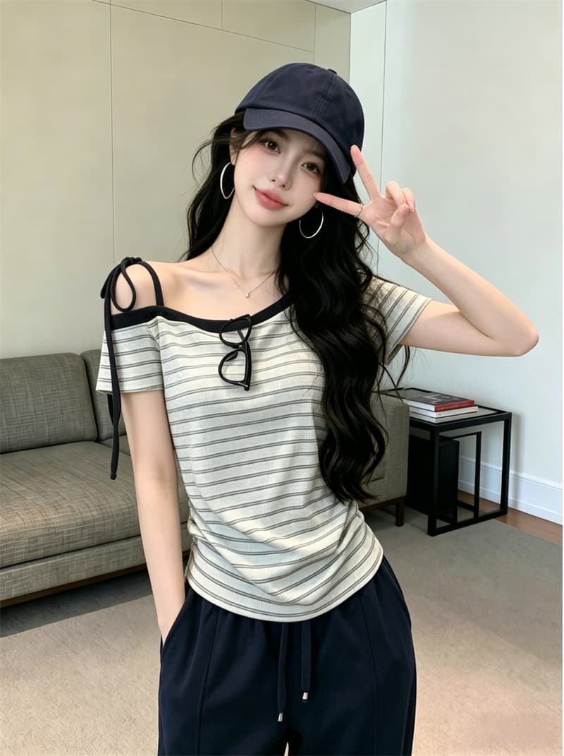 있음 보호 여름 켜기 새로운 휴식 센스 한 부서 스트라이프 배색 비스듬한 어깨 칼라 스트랩 반팔 티셔츠 여성 셔츠 상세 이미지 5