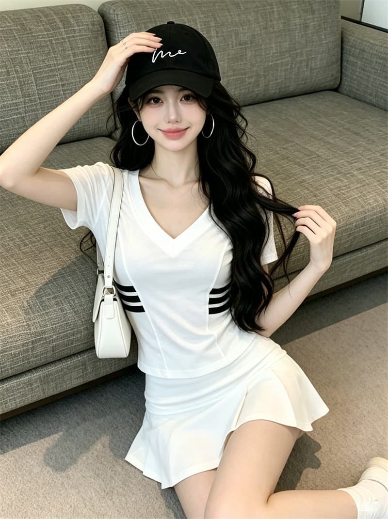 있음 보호 여름 켜기 새로운 패션 다용도 품격 V넥 배색 반팔 티셔츠 여성 몸매 가꾸기 슬림해 보이는 맨위 트렌디 상세 이미지 3