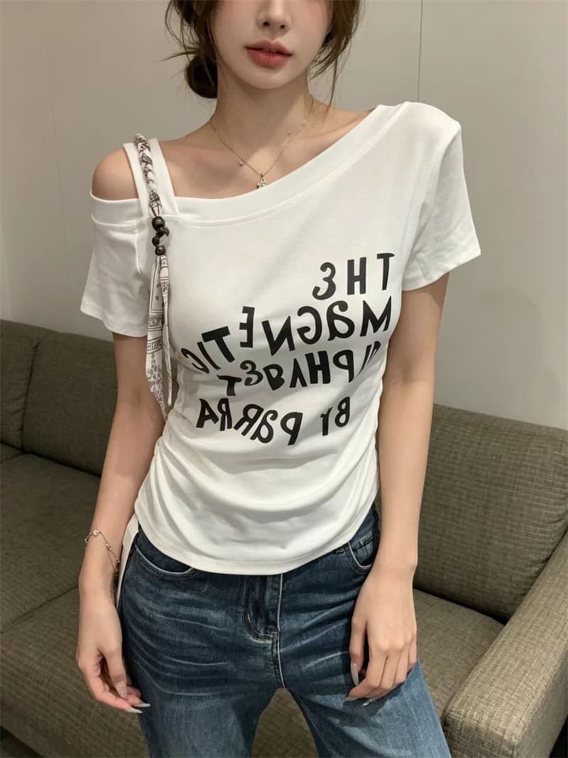 있음 보호 여름 켜기 새로운 순수한 욕망 비스듬한 어깨 꼰 로프 알파벳 프린트 반팔 티셔츠 여성 펌프 Pleat 허리 수축 맨위 여성 상세 이미지 1
