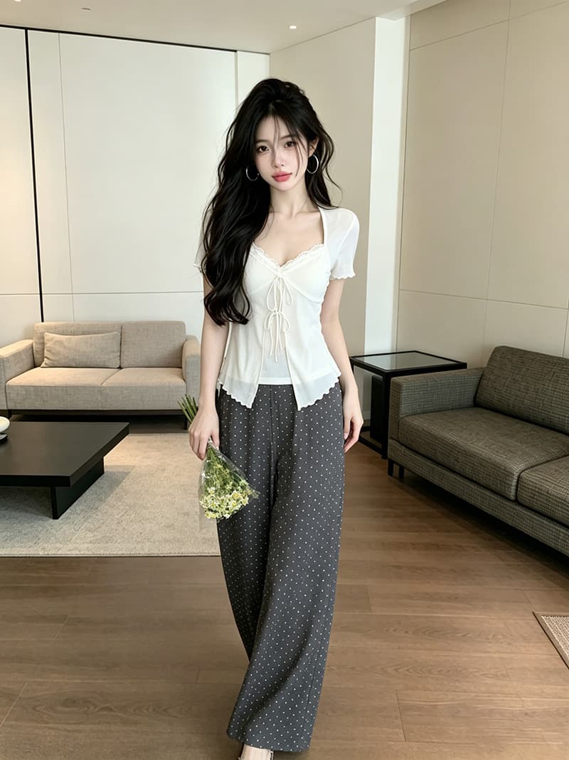 있음 보호 여름 켜기 새로운 자이언트 부드러운 한 부서 페이크 레이어드 레이스 조각 V넥 반팔 티셔츠 여성 레이스업 맨위 이미지 2