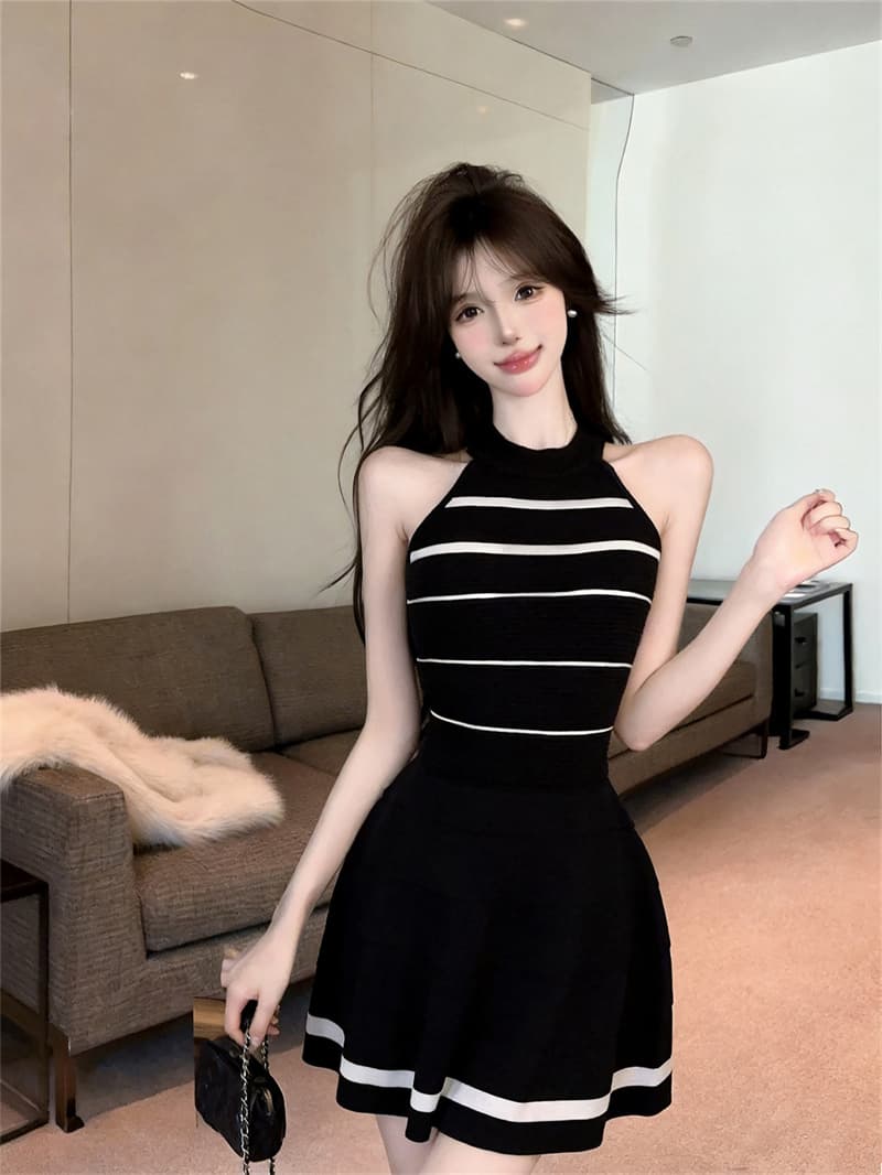 있음 보호 이른 가을 새로운 민소매 여성 드레스 여름 고급 센스 품격 홀로우 아웃 허리 수축 치마 니트 원피스 상세 이미지 12