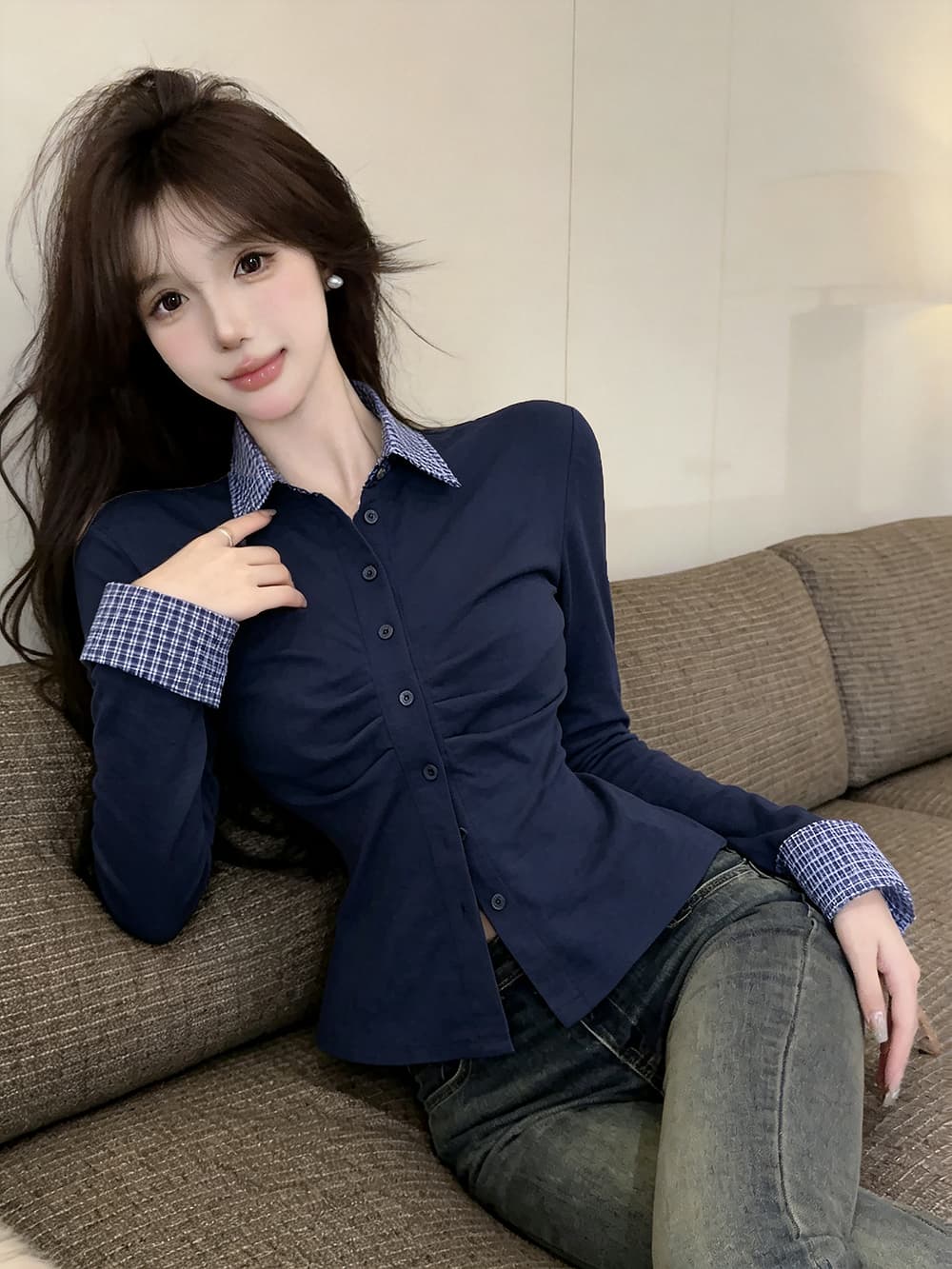 있음 보호 2026 가을 순수한 욕망 디자인 센스 몸매 가꾸기 오픈 가디건 슬림해 보이는 주름 패치워크 긴팔 셔츠 여성 셔츠 이미지 3