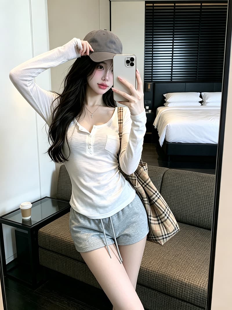 있음 보호 가을 켜기 새로운 프라임 조정 아름다움 순수한 욕망 바람 V넥 긴팔 티셔츠 펌프 로프 스트라이프 반바지 세트 여성 이미지 4