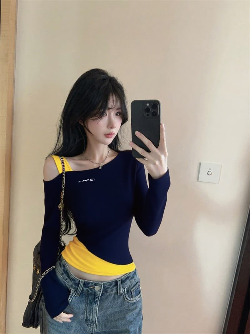 실사 2026 가을 페이크 레이어드 패치워크 색상 자수 핫걸 오프숄더 긴팔 티셔츠 여성 세련된 기본 셔츠 맨위 이미지 4