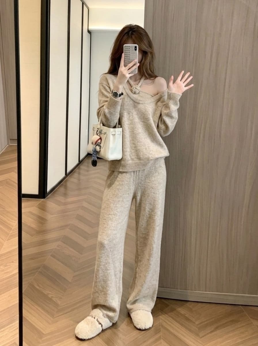 실사 2026 새로운 오래된 돈 바람 3 차원 꽃 행침 목 슬립 불규칙 긴팔 니트 스웨터 긴 바지 세트 이미지 4