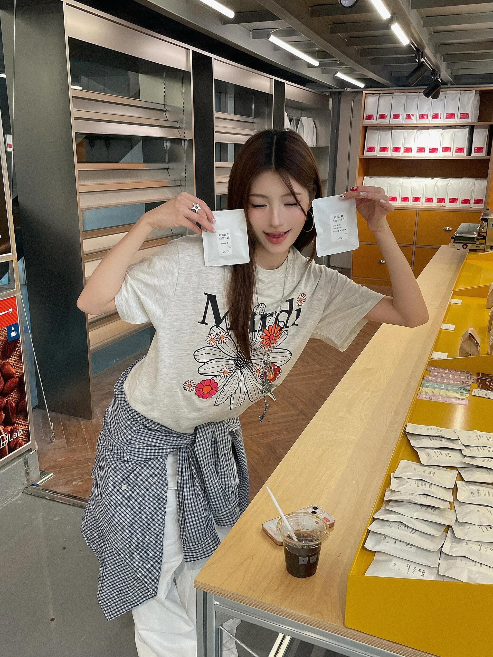무거운 순면 한국 mardi 반팔 여성 같은 단락 데이지 프린트 맨위 루즈핏 여름 티셔츠 새로운 ins 트렌디 상세 이미지 4