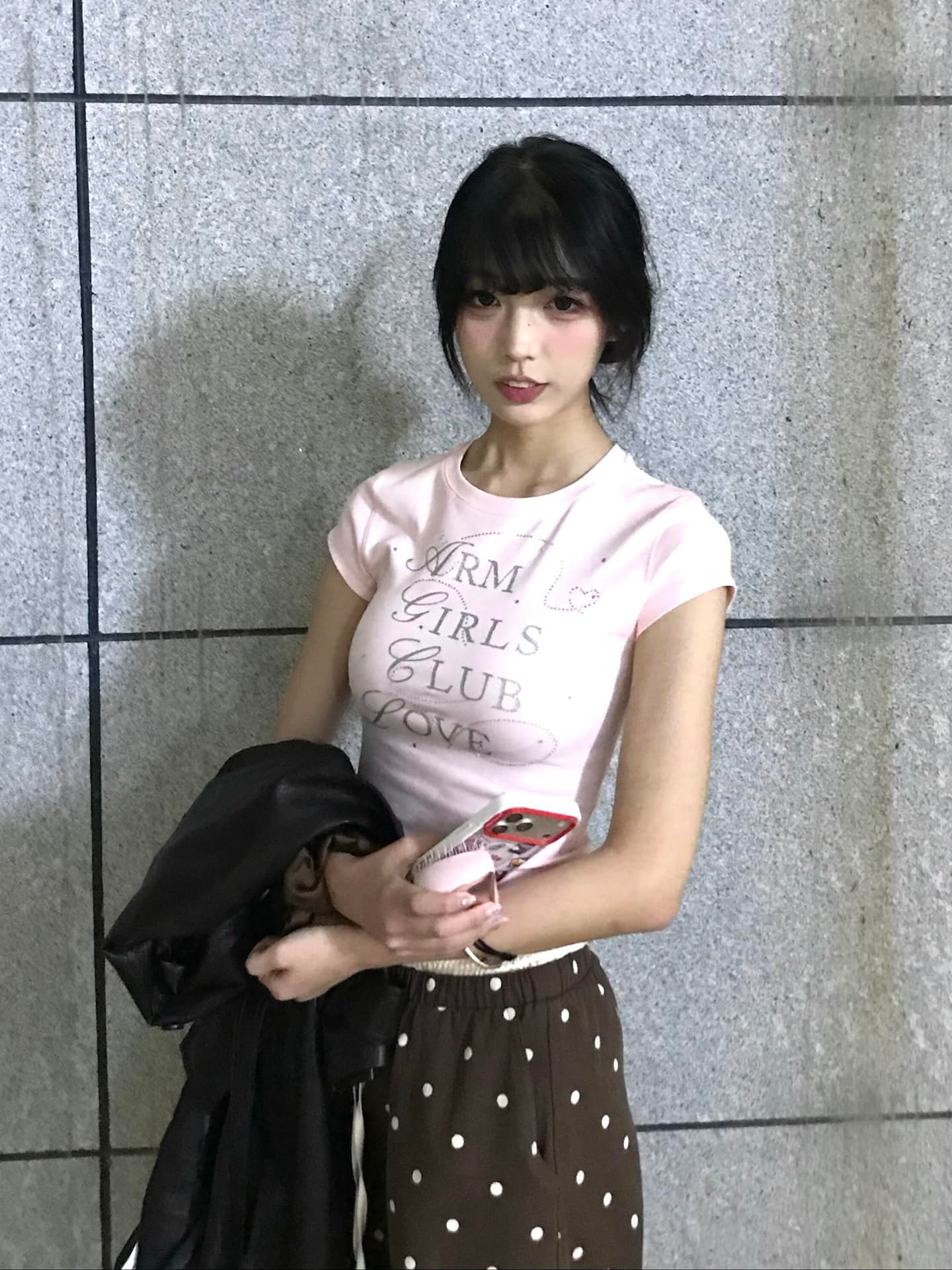 아메리칸 달콤한 핫걸 긍정적 인 어깨 핑크색 반팔 티셔츠 여성 2026 여름 새로운 하트 알파벳 몸매 가꾸기 슬림해 보이는 맨위 이미지 2