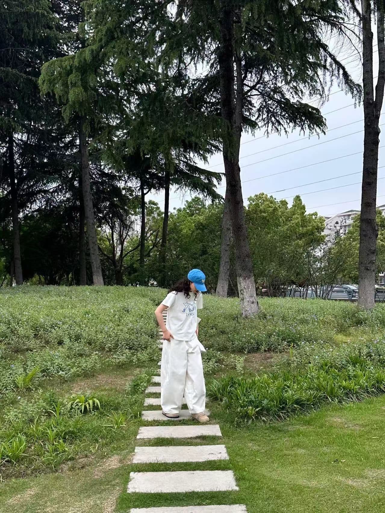 아메리칸 캐주얼 별 사람들 프린트 긍정적 인 어깨 반팔 티셔츠 여성 여름 새로운 루즈핏 다용도 순면 라운드 넥 맨위 이미지 4