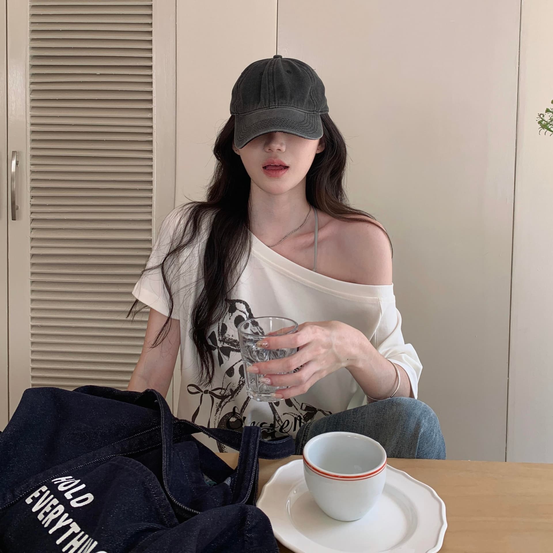 아메리칸 레트로 비스듬한 어깨 나비 매듭 반팔 티셔츠 여성 여름 새로운 캐주얼 다용도 출퇴근 패션 맨위 이미지 5