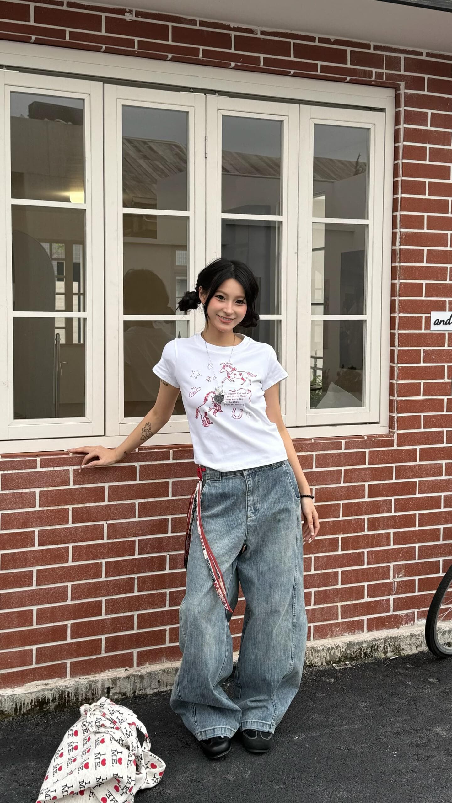 아메리칸 레트로 핫걸 긍정적 인 어깨 반팔 티셔츠 여성 여름 작은 대중 디자인 센스 다용도 슬림해 보이는 맨위 트렌디 상세 이미지 3