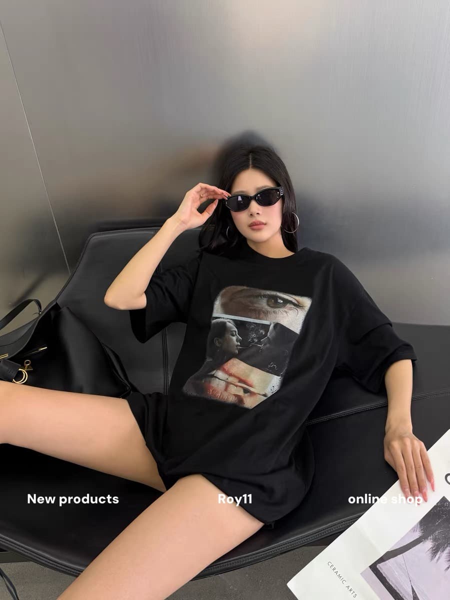 검정색 초상화 프린트 티셔츠 여성 아메리칸 거리 루즈핏 가을 어깨 라운드 넥 반팔 맨위 상세 이미지 3