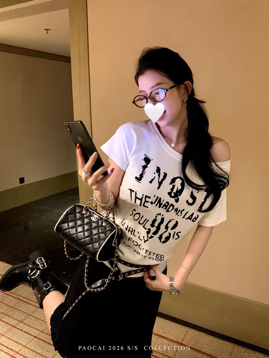 아메리칸 화이트 알파벳 비스듬한 어깨 티셔츠 여성용 짧은 소매 여름 새로운 다용도 미니멀리즘 슬림해 보이는 맨위 이미지 4