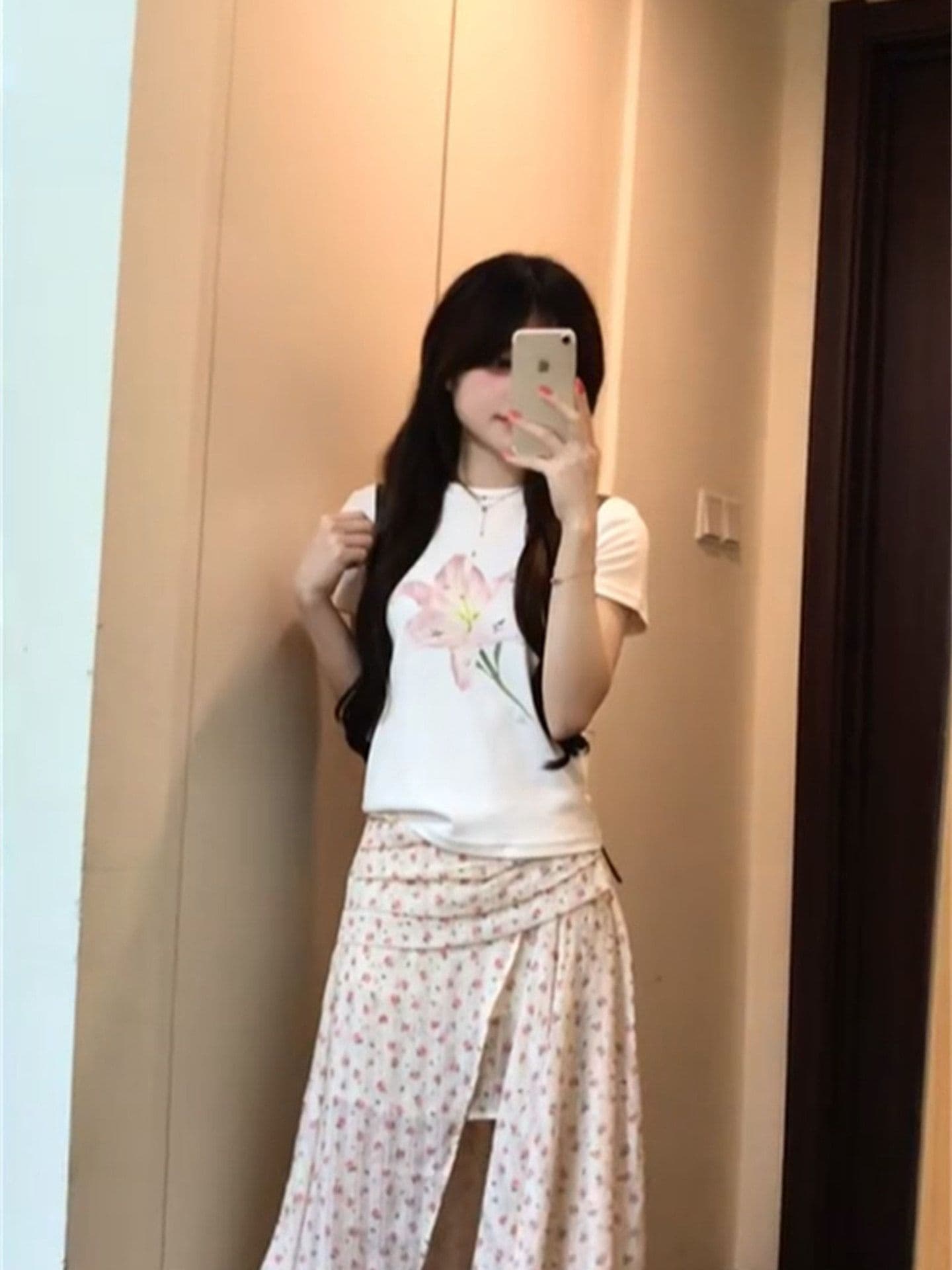 한 스타일 캐주얼 식물 꽃무늬 프린트 반팔 티셔츠 여성 미니멀리즘 품격 ins 다용도 몸매 가꾸기 슬림해 보이는 라운드 넥 맨위 상세 이미지 5