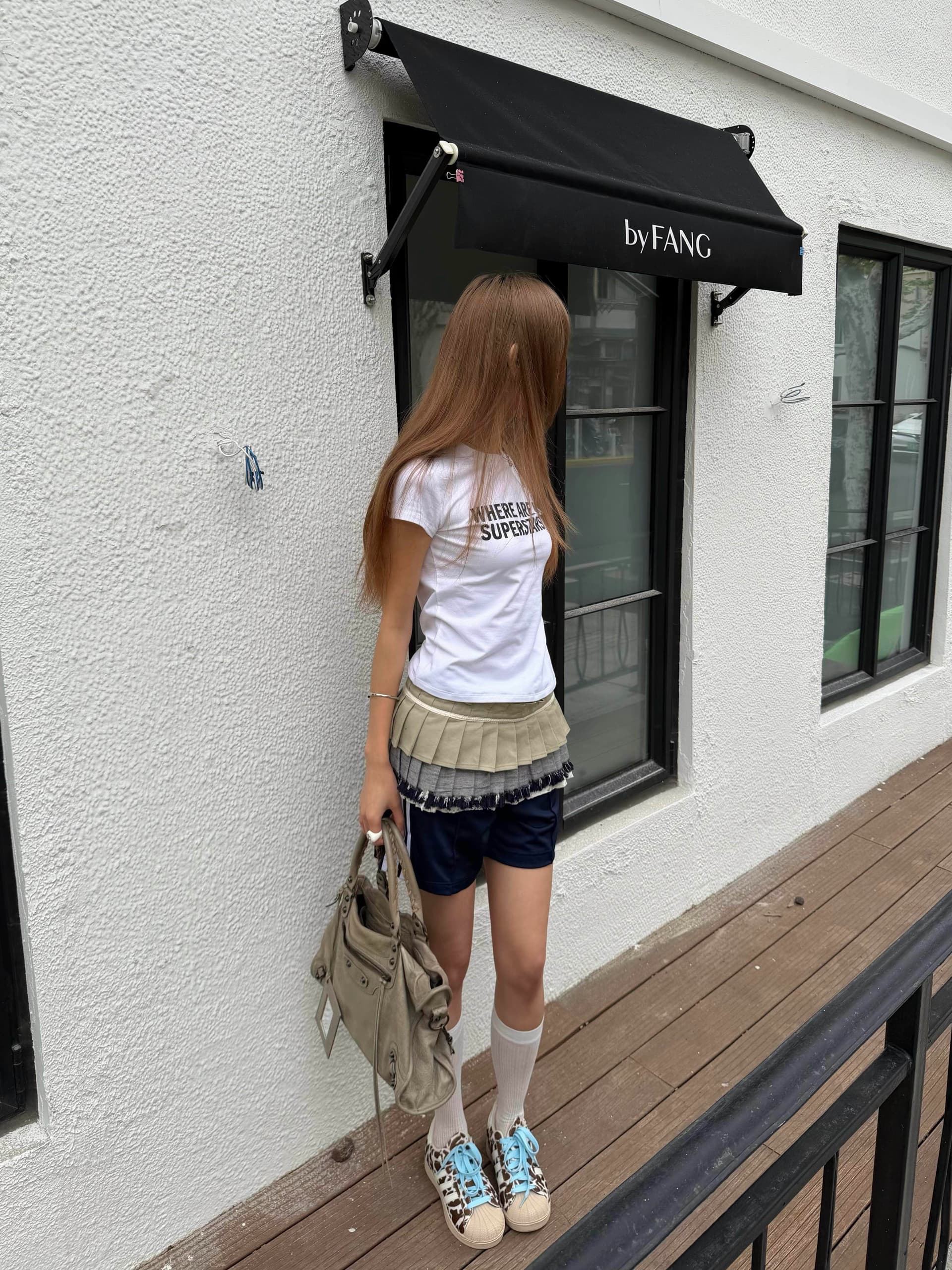 아메리칸 미니멀리즘 섹션 알파벳 프린트 통기성 반팔 ins 캐주얼 다용도 몸매 가꾸기 슬림해 보이는 순면 편안함 느긋한 티셔츠 이미지 3