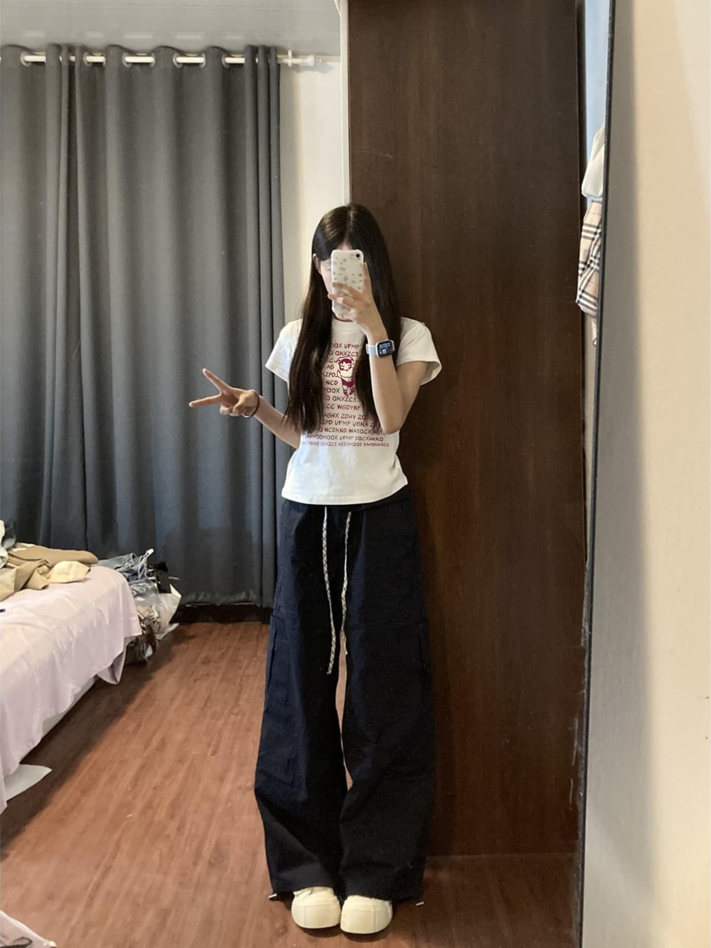 화이트 캐주얼 다용도 알파벳 프린트 반팔 티셔츠 여성 여름 새로운 아메리칸 몸매 가꾸기 슬림해 보이는 디자인 센스 맨위 상세 이미지 3