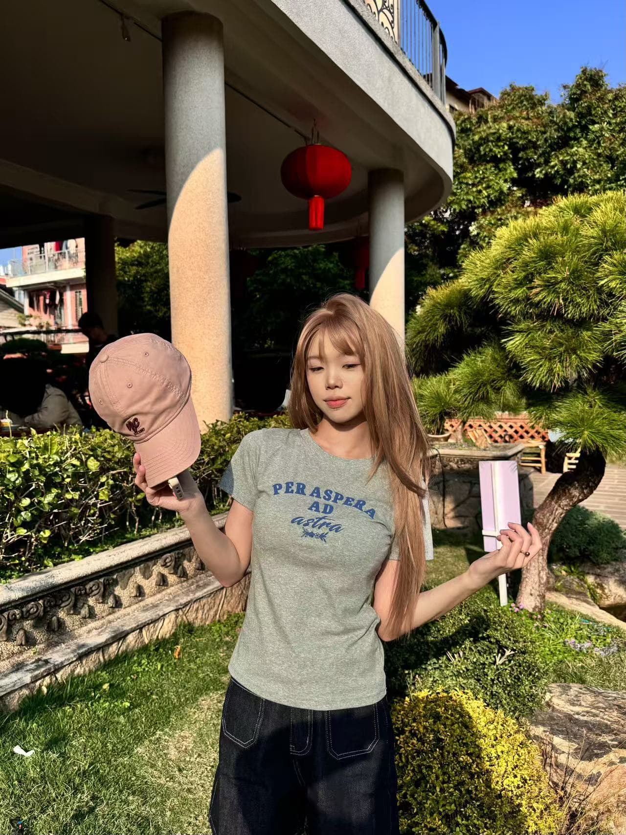 아메리칸 레트로 알파벳 프린트 긍정적 인 어깨 반팔 티셔츠 여성 여름 새로운 몸매 가꾸기 핫걸 허리 수축 슬림해 보이는 맨위 상세 이미지 2
