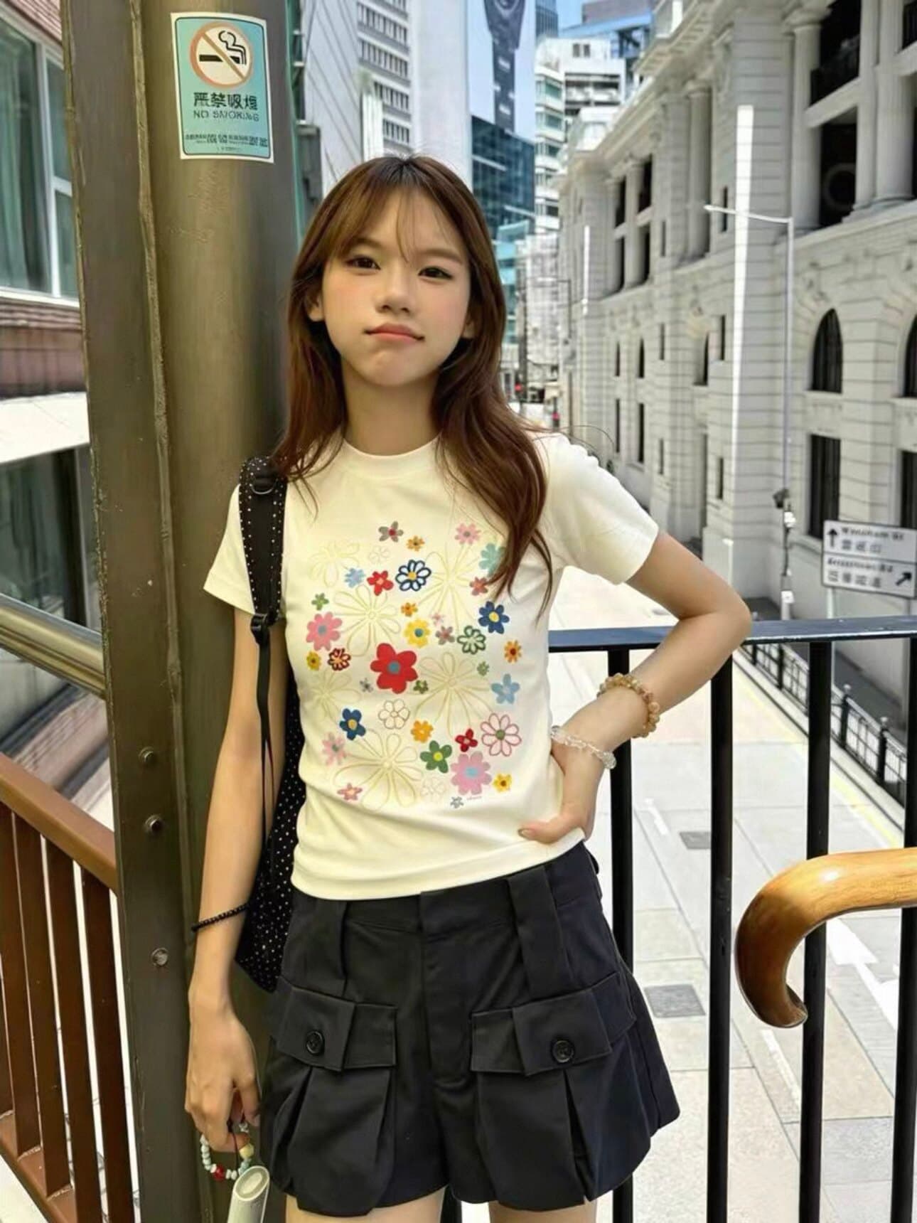 한 부서 chic 꽃 프린트 반팔 티셔츠 여성 여름 새로운 몸매 가꾸기 슬림해 보이는 라운드 넥 고유 한 아름다운 작은 맨위 상세 이미지 3