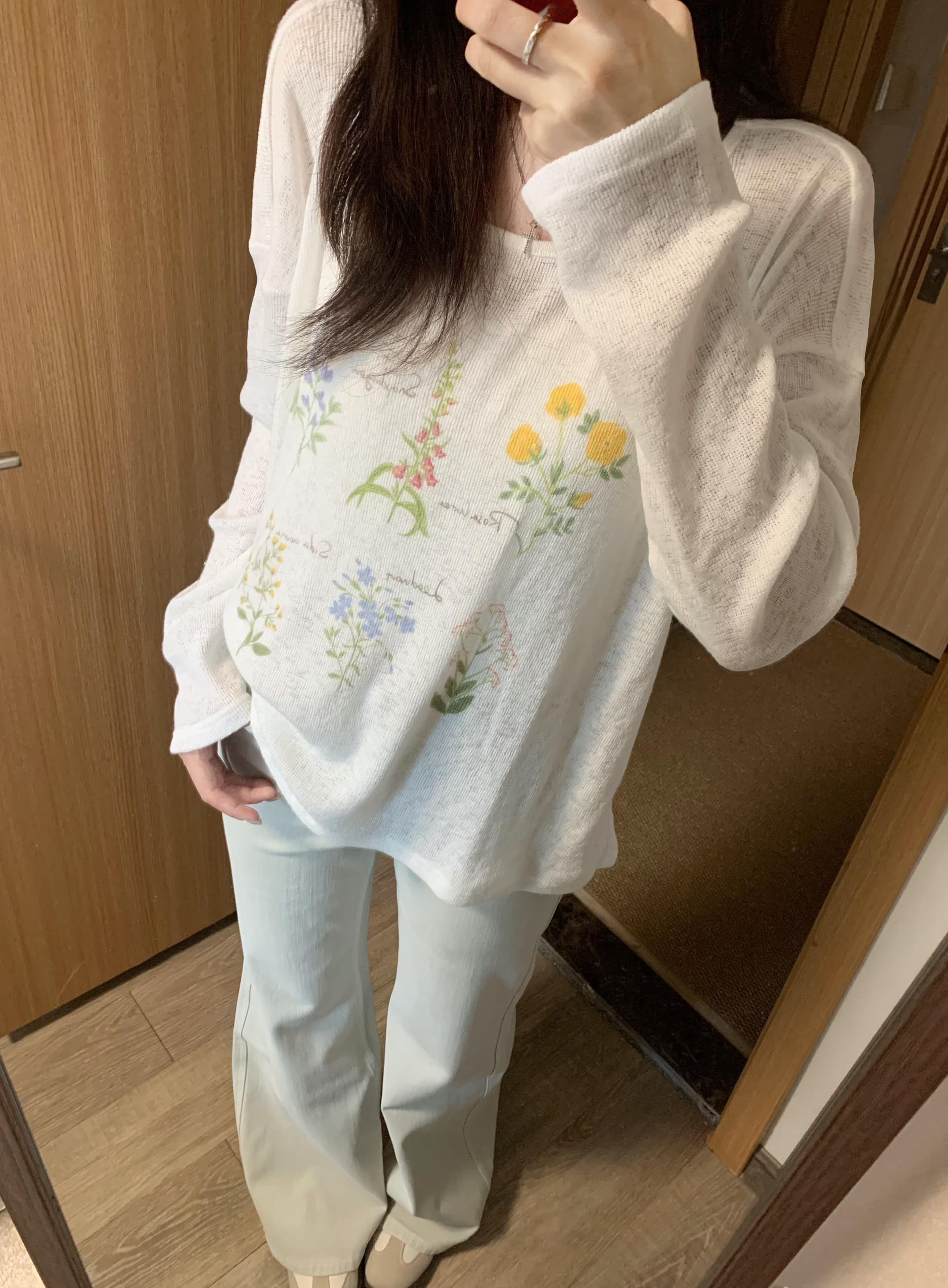 한 부서 레트로 식물 프린트 눈꽃 면 긴팔 티셔츠 여성 루즈핏 느긋한 바람 얇은 스타일 자외선 차단 블라우스 맨위 여름