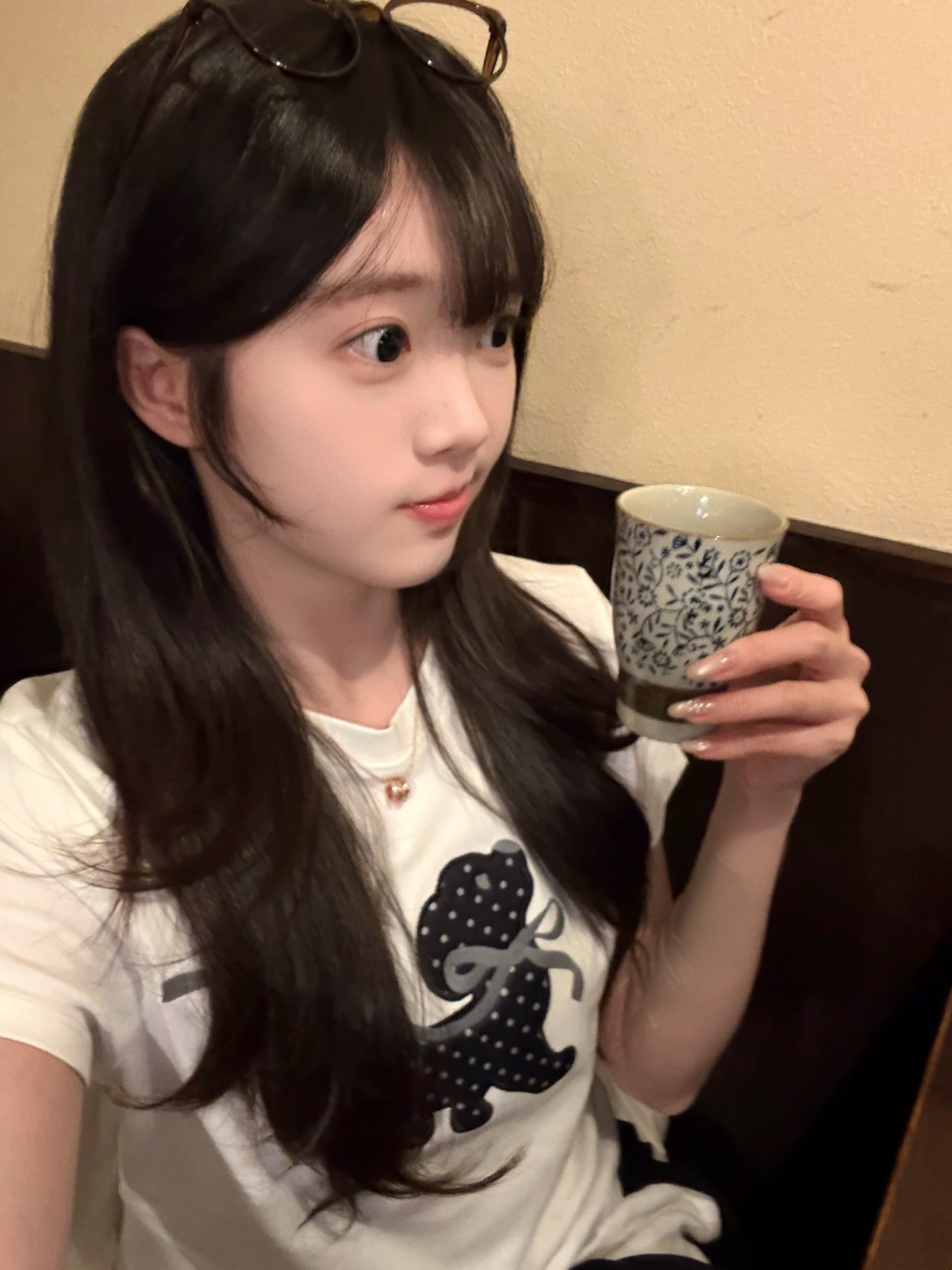 아메리칸 도트 무늬 패치 강아지 자수 긍정적 인 어깨 반팔 티셔츠 여성 여름 달콤함 소녀 센스 몸매 가꾸기 슬림해 보이는 맨위 이미지 3