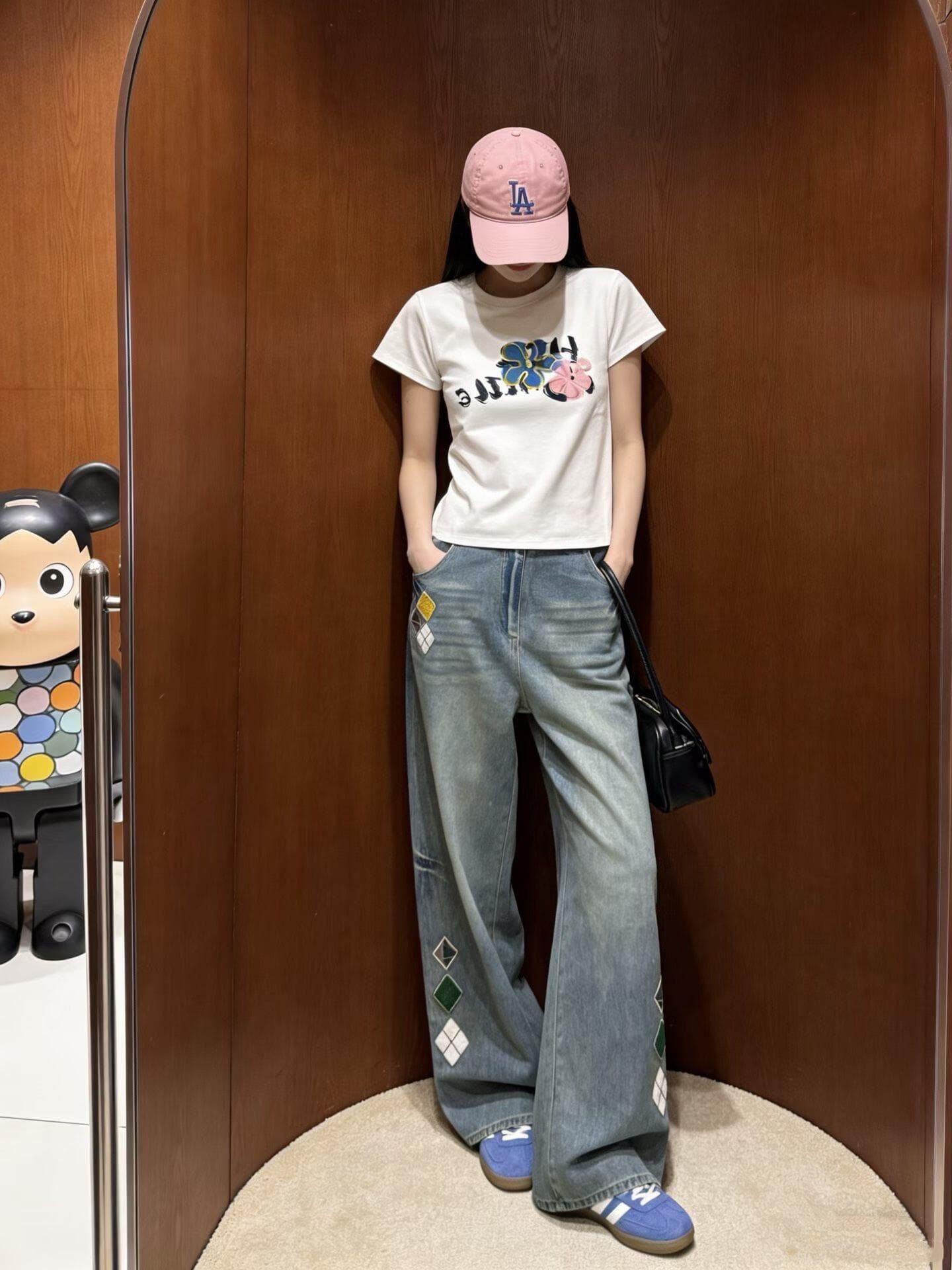 여름 꽃 알파벳 프린트 반팔 티셔츠 여성 몸매 가꾸기 슬림해 보이는 다용도 맨위 여성 이미지 3