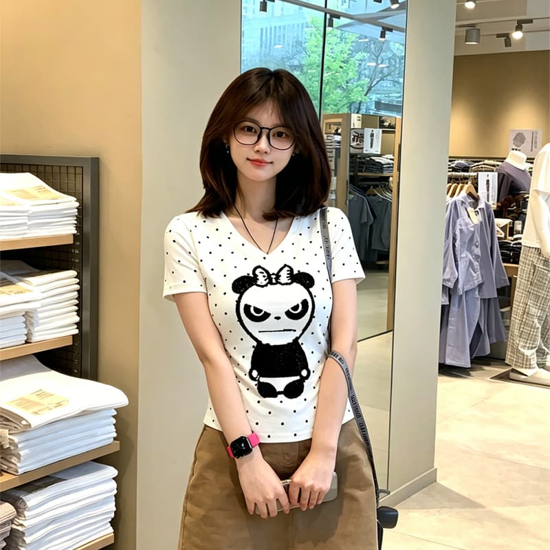 한 부서 ins 화이트 도트 무늬 프린트 V넥 몸매 가꾸기 반팔 티셔츠 여성 여름 캐주얼 다용도 핫걸 y2k 맨위 트렌디 상세 이미지 3
