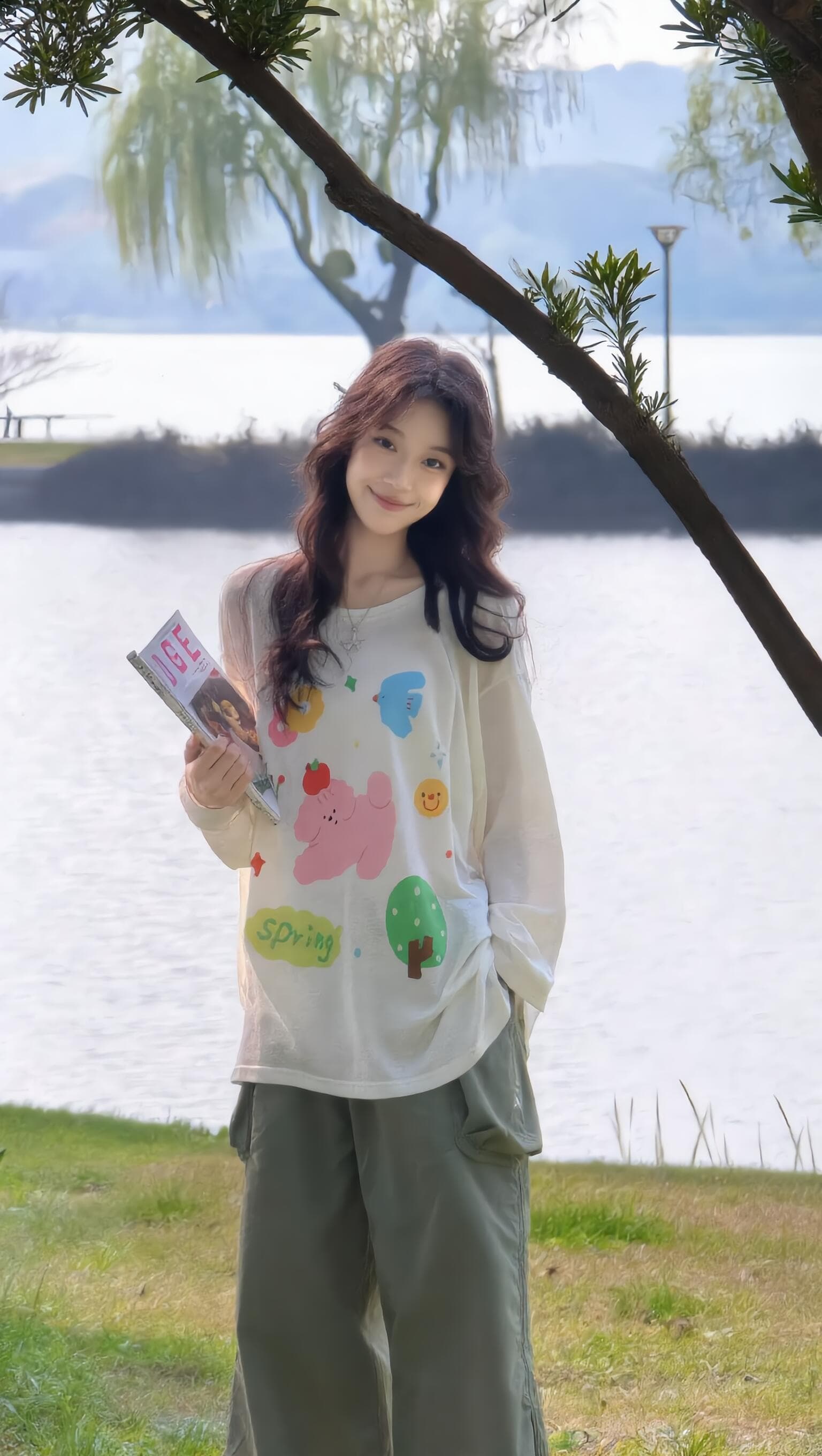 한 부서 재미있는 만화 자외선 차단 블라우스 긴팔 티셔츠 여성 여름 얇은 스타일 마이크로 ~을 통해 슬림해 보이는 느긋한 바람 맨위 이미지 3