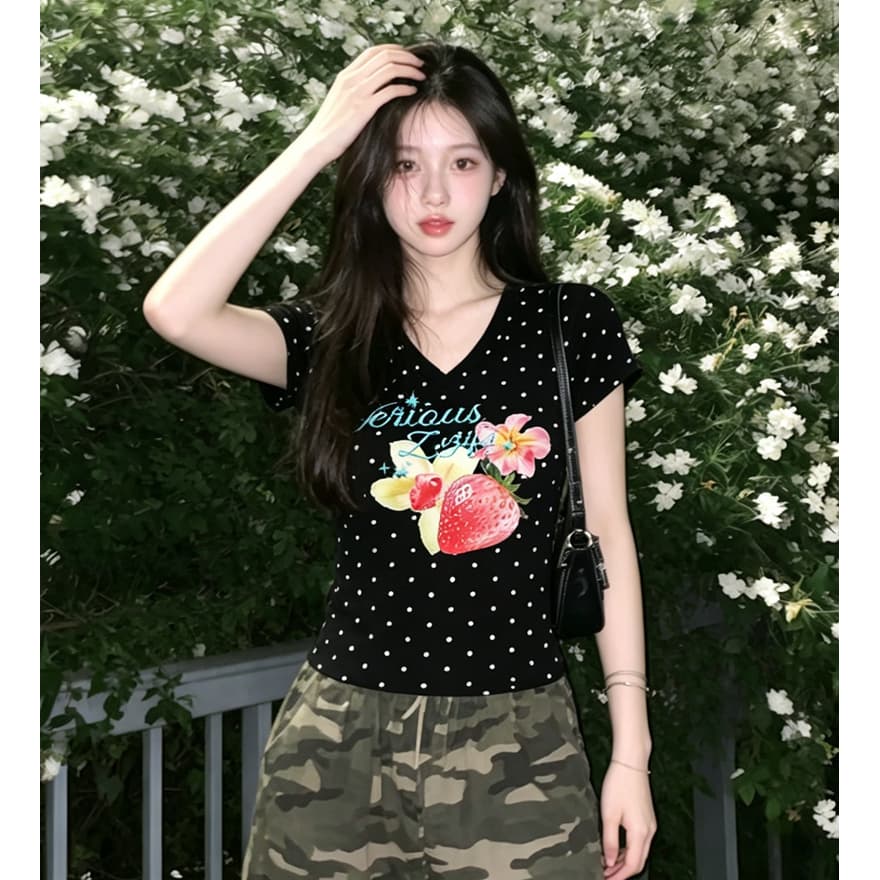 몸매 가꾸기 슬림해 보이는 긍정적 인 어깨 V넥 반팔 티셔츠 여성