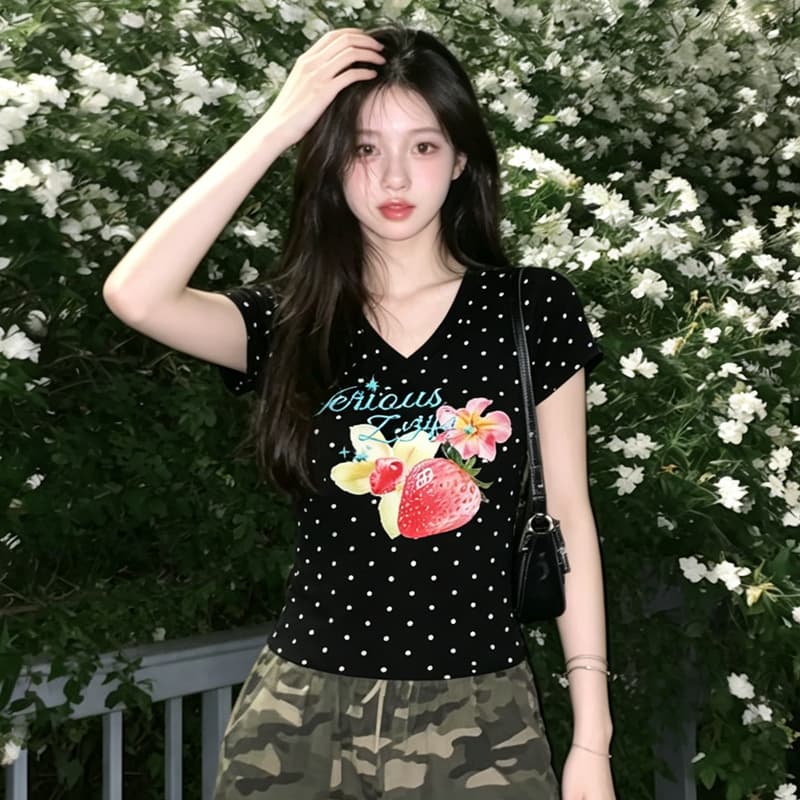 몸매 가꾸기 슬림해 보이는 긍정적 인 어깨 V넥 반팔 티셔츠 여성 이미지 3