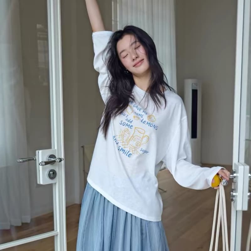 여름 레몬 프린트 편안함 배색 자수 선 화이트 긴팔 여성 루즈핏 슬림해 보이는 자외선 차단 통기성 얇은 티셔츠 상세 이미지 3