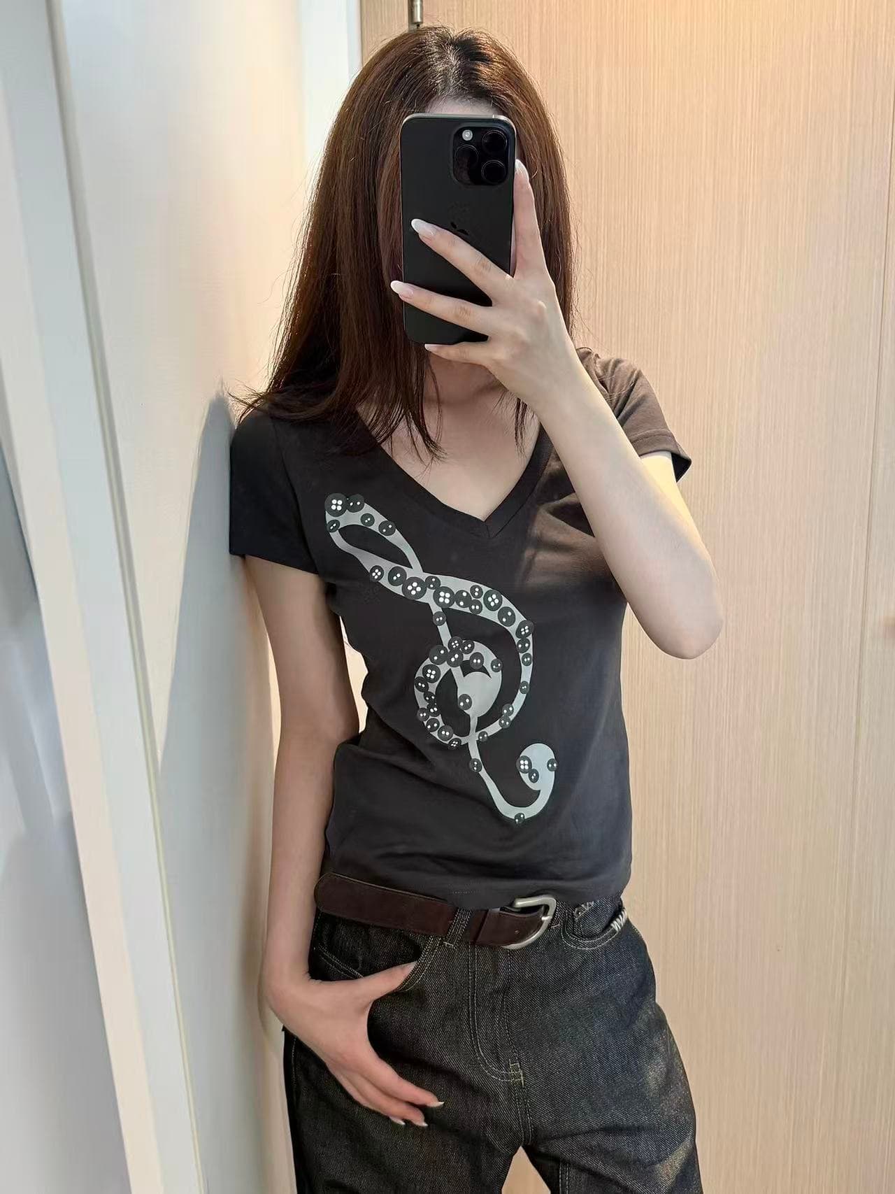 아메리칸 레트로 패치워크 V넥 참고 회색 반팔 티셔츠 여성 여름 몸매 가꾸기 슬림해 보이는 느슨함 센스 다용도 맨위 트렌디