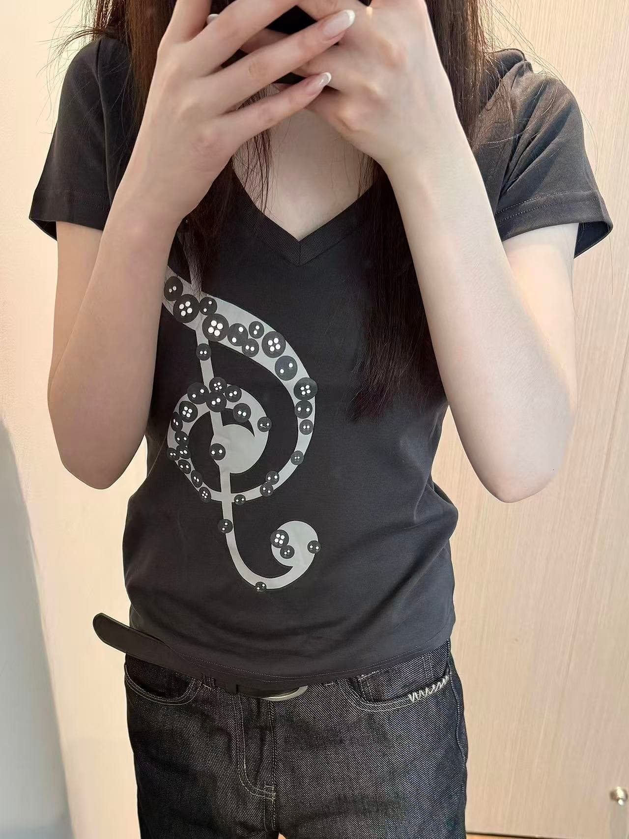 아메리칸 레트로 패치워크 V넥 참고 회색 반팔 티셔츠 여성 여름 몸매 가꾸기 슬림해 보이는 느슨함 센스 다용도 맨위 트렌디 상세 이미지 5