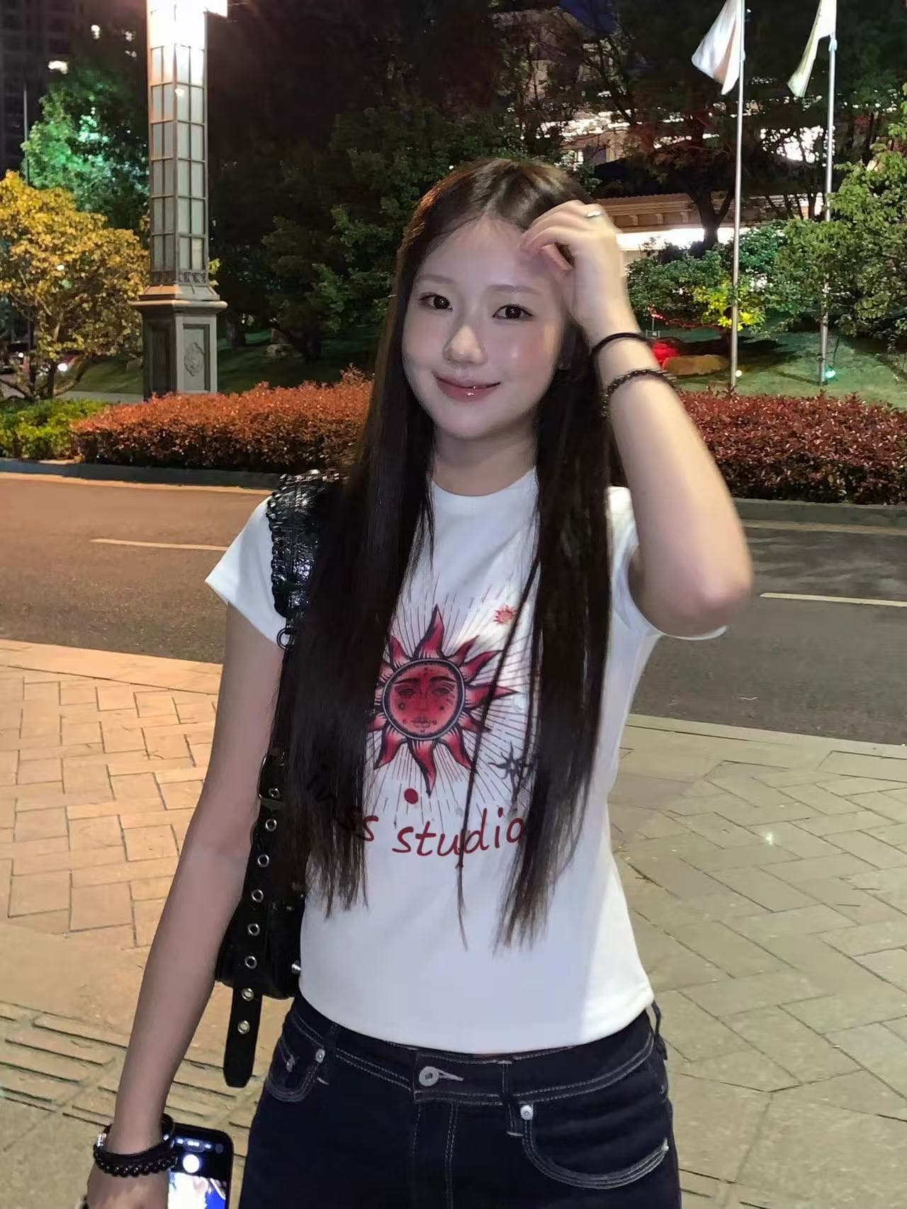 아메리칸 긍정적 인 어깨 반팔 티셔츠 여성 여름 한 부서 ins 디자인 센스 슈퍼 잘 생긴 아름다운 아름다운 작은 키 쇼트 스타일 맨위 상세 이미지 5