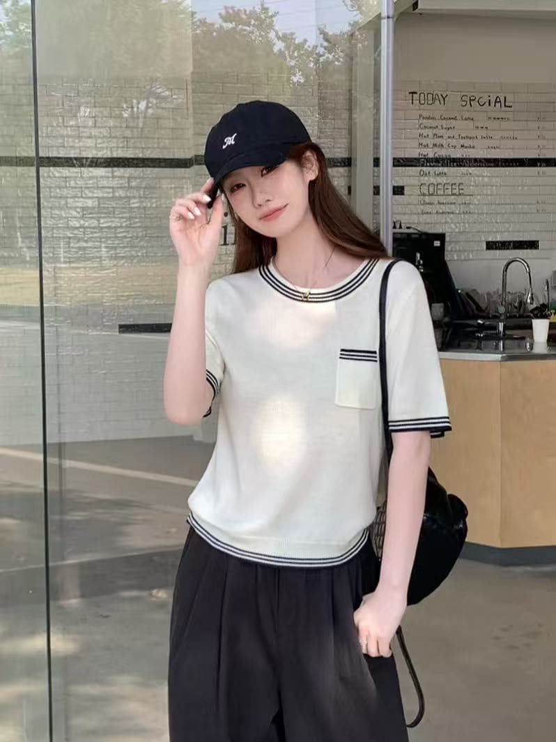 작은 키 라운드 넥 디자인 센스 니트 티셔츠 여성 봄 새로운 배색 스트라이프 Chic 반팔 스웨터 맨위 ins 이미지 3