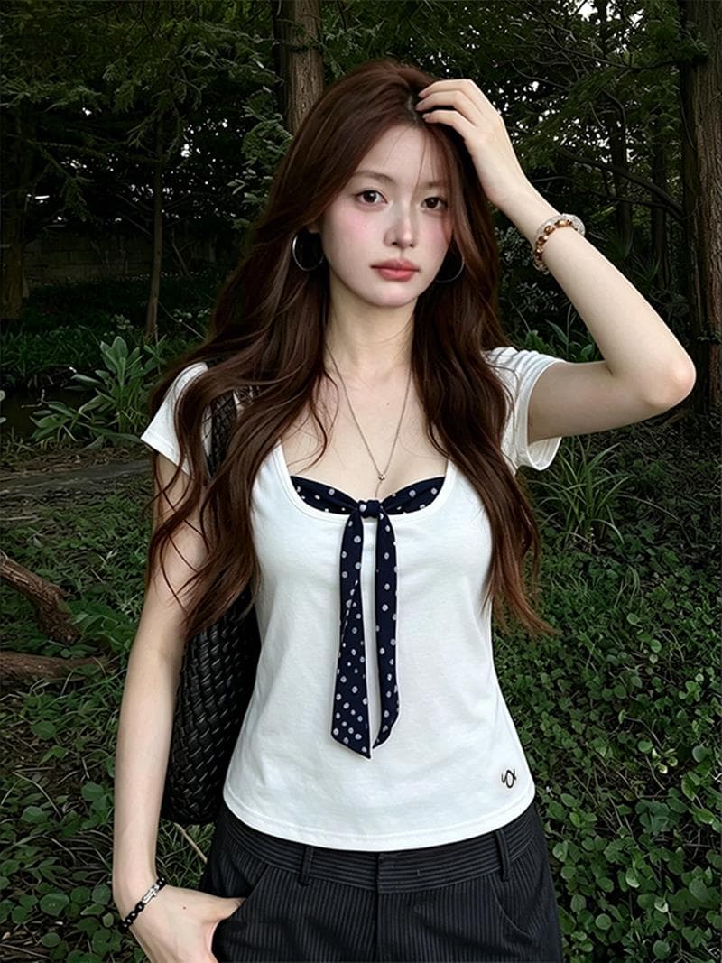 한 부서 달콤한 핫걸 화이트 광장 칼라 이슬 쇄골 긍정적 인 어깨 반팔 티셔츠 여성 여름 작은 키 자수 몸매 가꾸기 맨위 상세 이미지 3