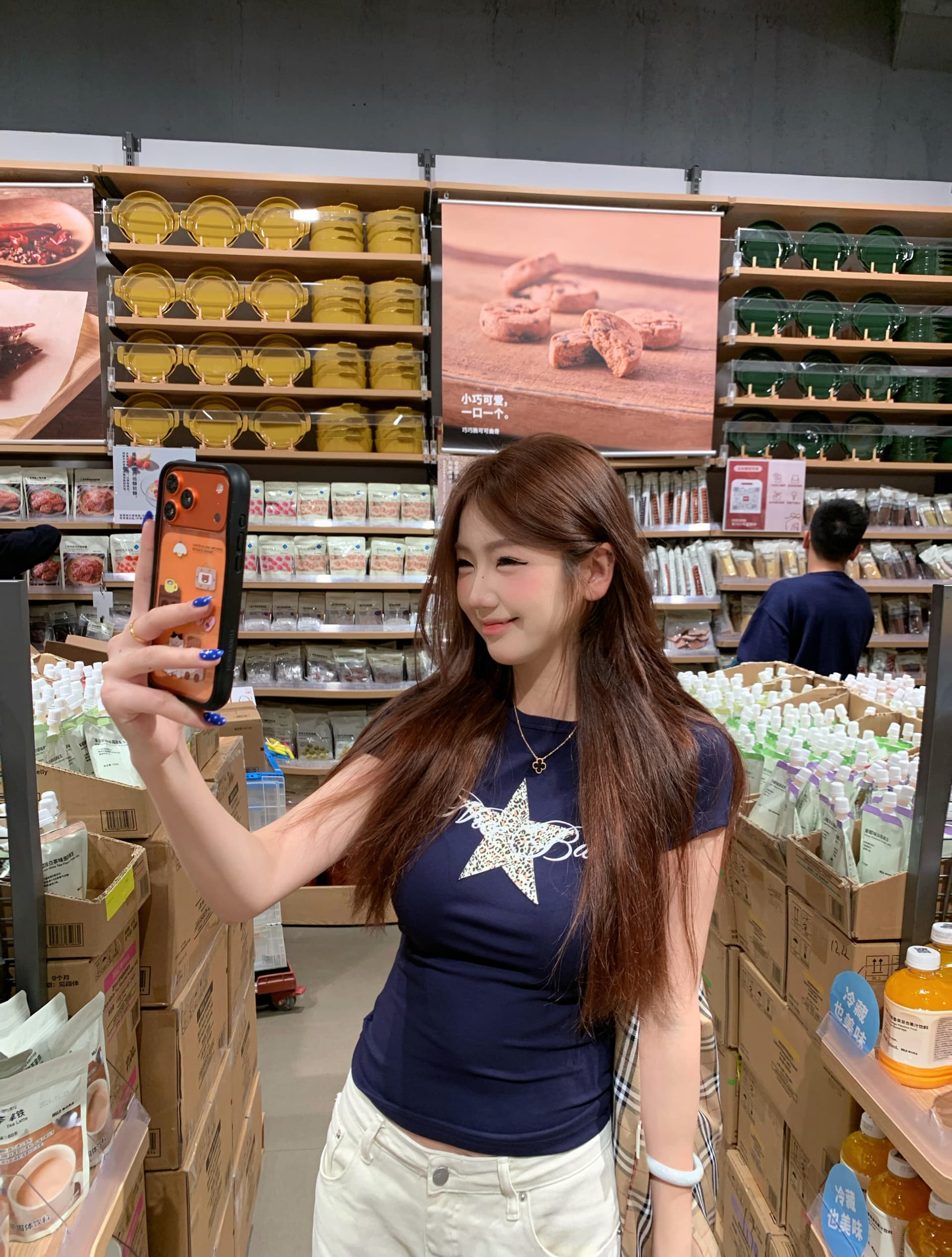 아메리칸 레트로 달콤한 핫걸 몸매 가꾸기 슬림해 보이는 반팔 티셔츠 여성 여름 디자인 센스 작은 대중 자이언트 잘 생긴 다용도 맨위 상세 이미지 2