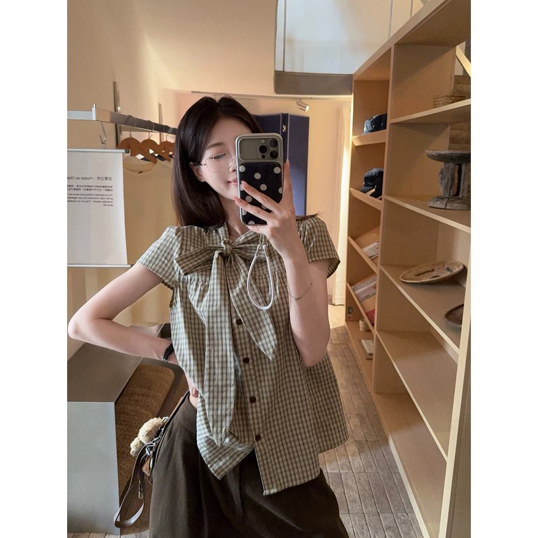 한국 스타일 품격 스탠드 칼라 레이스업 체크무늬 작은 날다 소매 셔츠 여성 의류 2026 여름 디자인 센스 작은 대중 Chic 맨위 상세 이미지 5