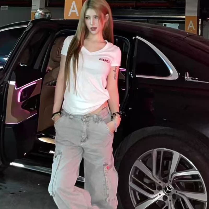 유럽 상품 무거운 조수 브랜드 봄 여름 레트로 십자가 프린트 반팔 티셔츠 2026 년 V넥 맨위 상세 이미지 2