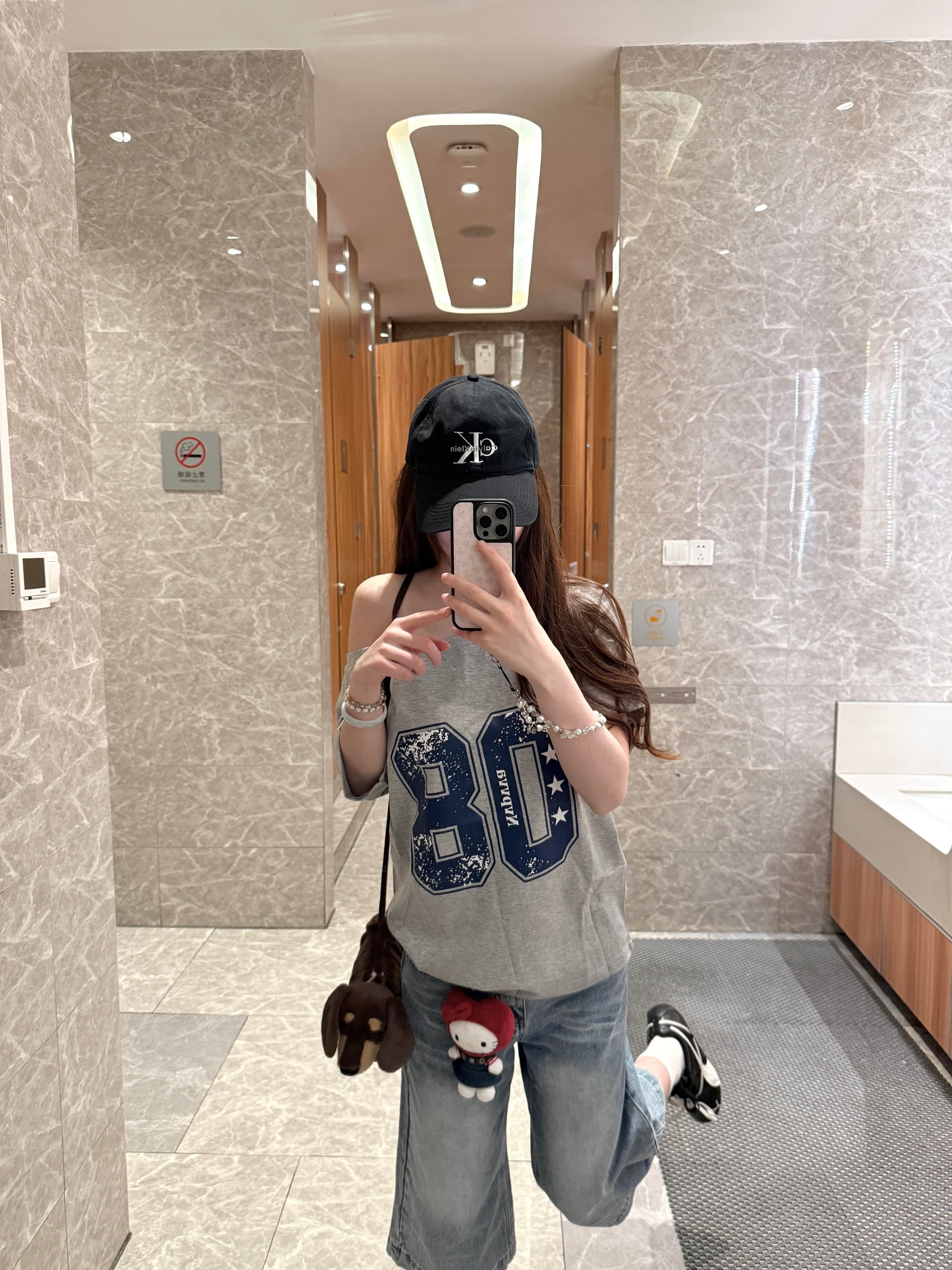 한 부서 비스듬한 어깨 알파벳 마 오래된 반팔 티셔츠 여성 루즈핏 슬림해 보이는 오프숄더 핫걸 바람 맨위
