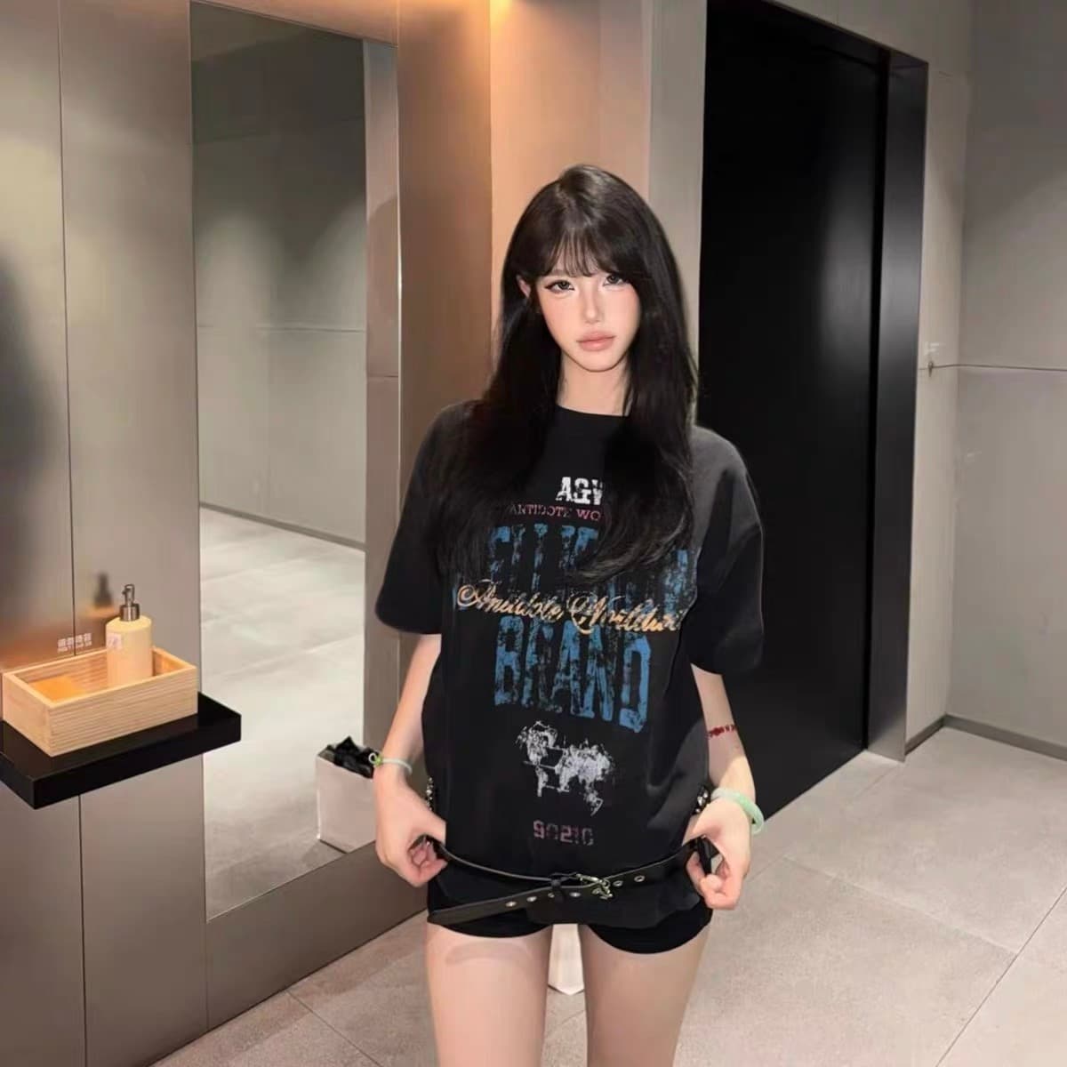 아메리칸 레트로 워싱 마 오래된 블랙 긍정적 인 어깨 티셔츠 여성 여름 알파벳 프린트 반팔 루즈핏 순면 반소매 맨위 상세 이미지 3