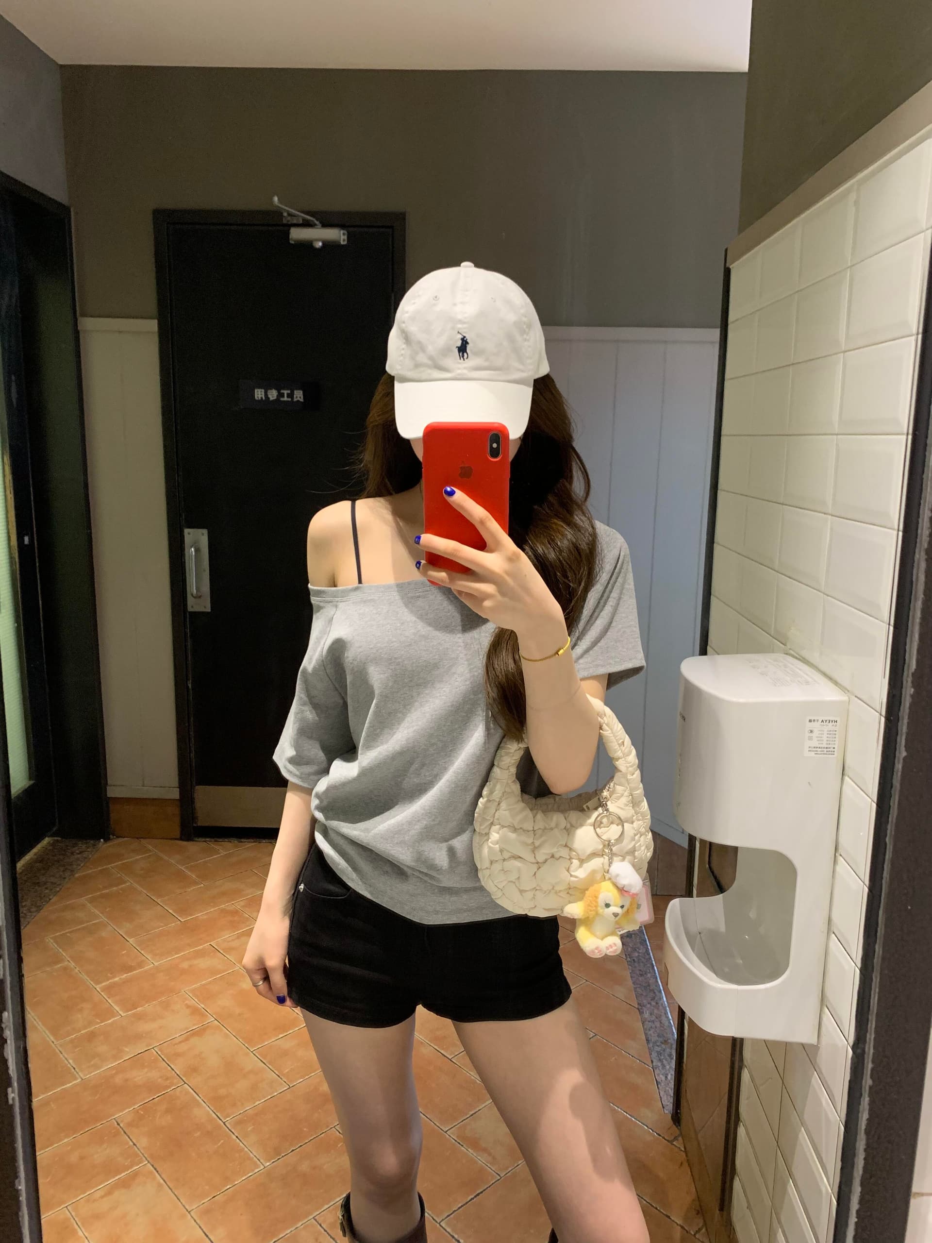 아메리칸 핫걸 회색 비스듬한 어깨 반팔 티셔츠 여성 여름 순수한 욕망 루즈핏 이슬 쇄골 오프숄더 반소매 맨위 상세 이미지 1