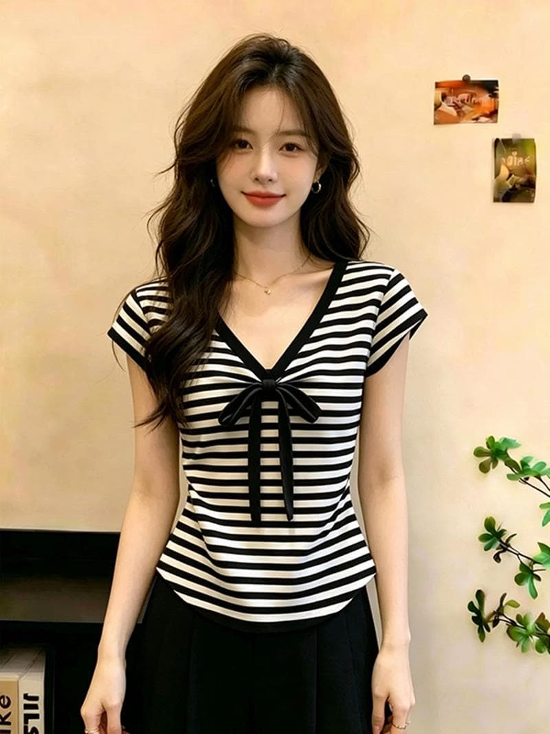 프랑스식 순수한 욕망 바람 배색 스트라이프 나비 넥타이 반팔 티셔츠 여성 여름 새로운 품격 연령 감소 맨위 트렌디 상세 이미지 2