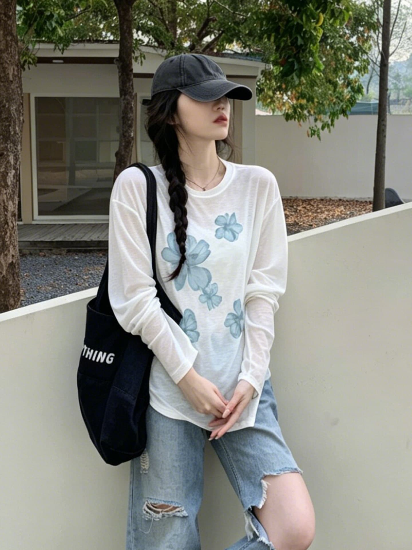 느긋한 프린트 라운드 넥 작은 셔츠 여성 여름 루즈핏 슬림해 보이는 한 부서 자외선 차단 블라우스 맨위 상세 이미지 2