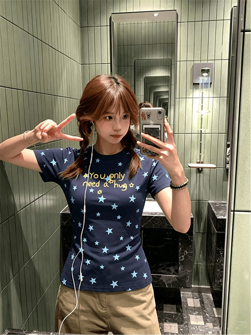 아메리칸 한 부서 달콤함 별 전체 인쇄 알파벳 긍정적 인 어깨 반팔 티셔츠 여성 여름 핫걸 몸매 가꾸기 해군 맨위 상세 이미지 5