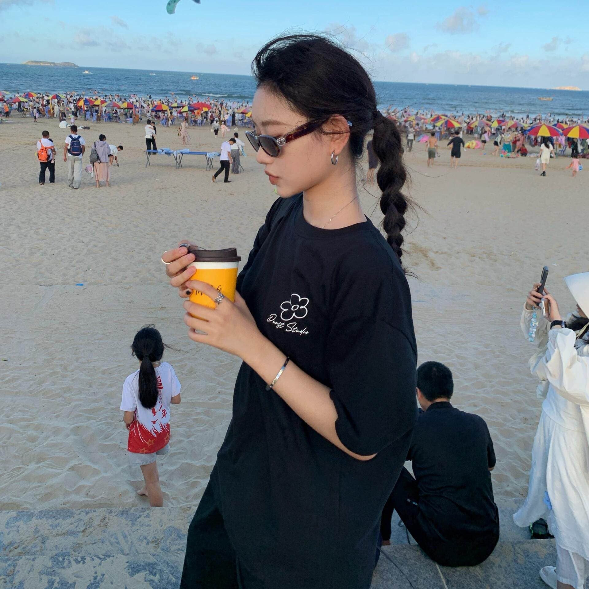 한국 ins 작은 대중 수채화 꽃 미니멀리즘 프린트 캐주얼 다용도 루즈핏 순면 편안함 반팔 티셔츠 맨위 여성 이미지 5