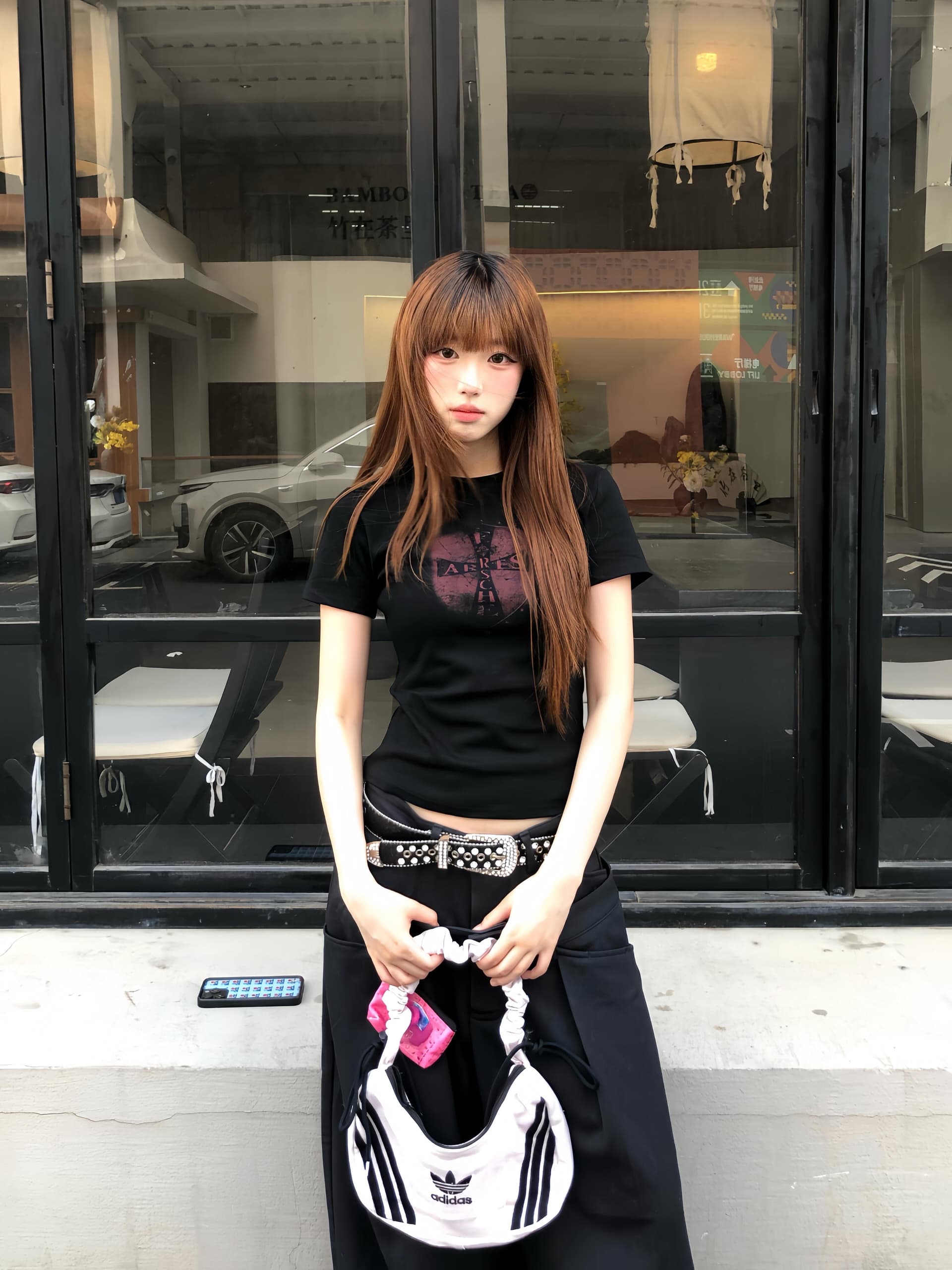 아메리칸 빛 아시아 인 바람 십자가 프린트 긍정적 인 어깨 반팔 티셔츠 여성 여름 새로운 핫걸 몸매 가꾸기 검정색 맨위 y2k