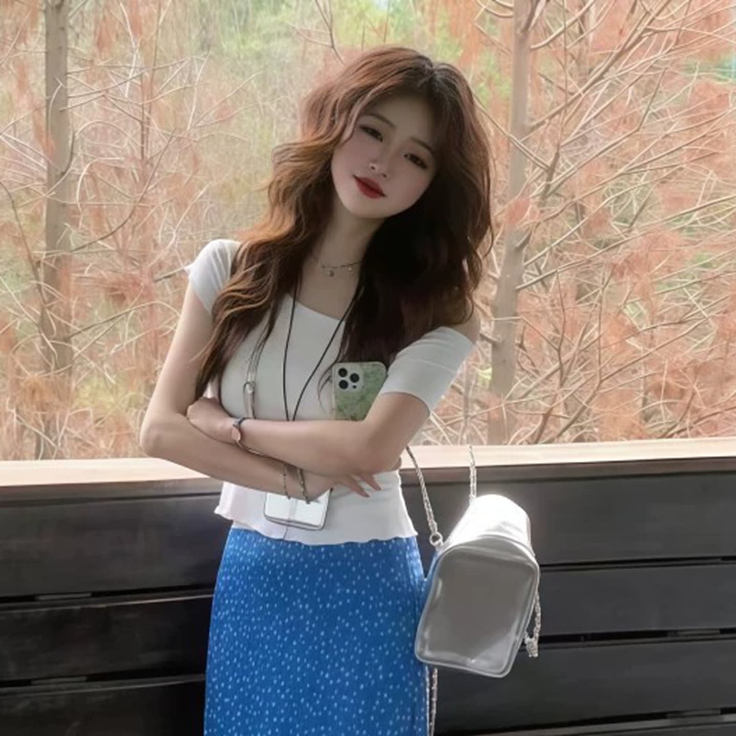 오리지널 오프숄더 화이트 반팔 티셔츠 여성 여름 몸매 가꾸기 슬림해 보이는 디자인 센스 작은 대중 품격 맨위 상세 이미지 1