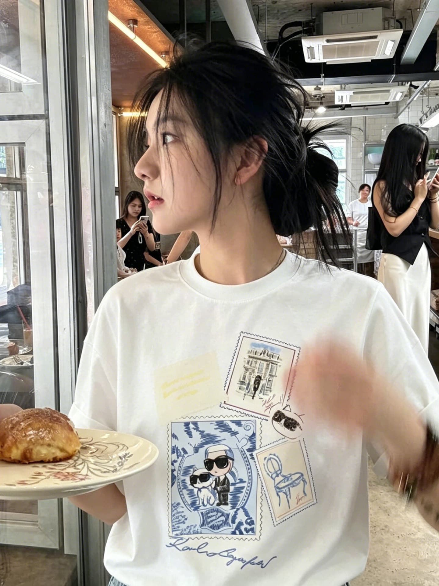 한 부서 만화 스탬프 프린트 반팔 티셔츠 여성 여름 작은 대중 루즈핏 느긋한 학생 다용도 맨위 상세 이미지 4